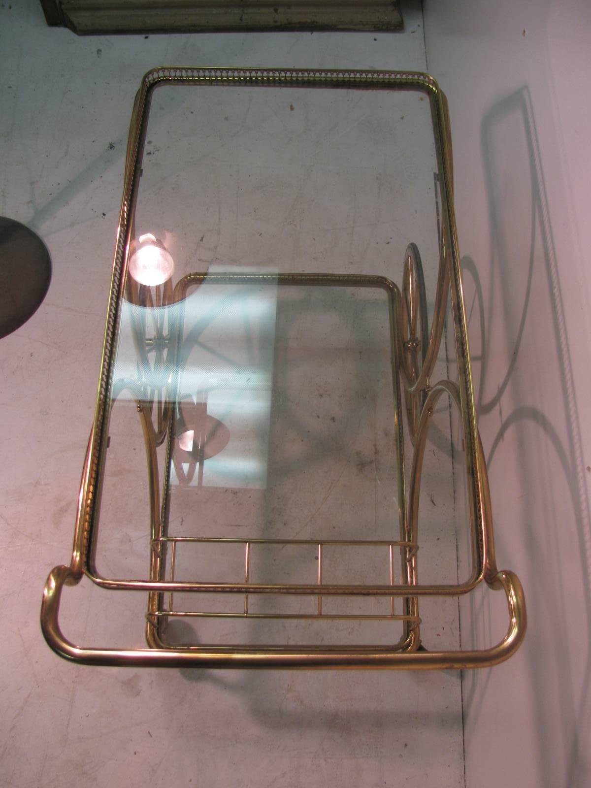 Midcentury Classic Pierced Brass Bar Cart In Excellent Condition In Port Jervis, NY