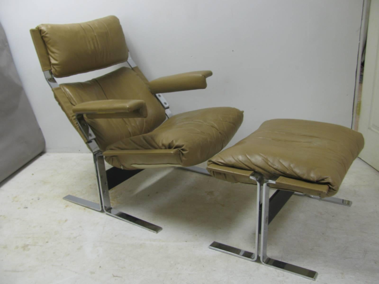 Fabulous design along with max comfort. All the right angles mixed with great materials make for a ultra comfort chair with ottoman. Heavy plated nickel chrome frame gives the strength to the piece while cushy leather/foam padding supplies the