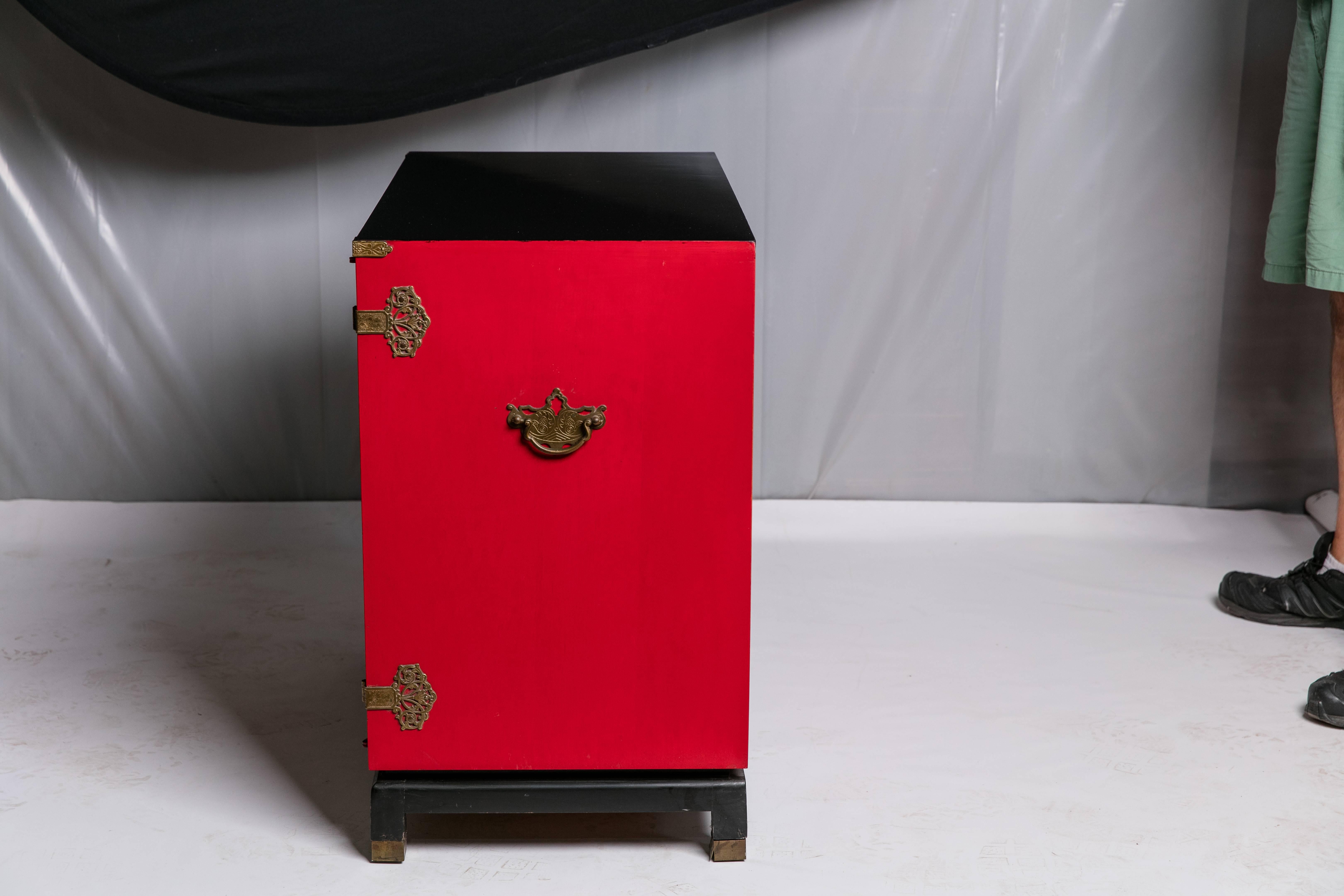 American Mid-Century Chinoiserie Bar Cabinet For Sale