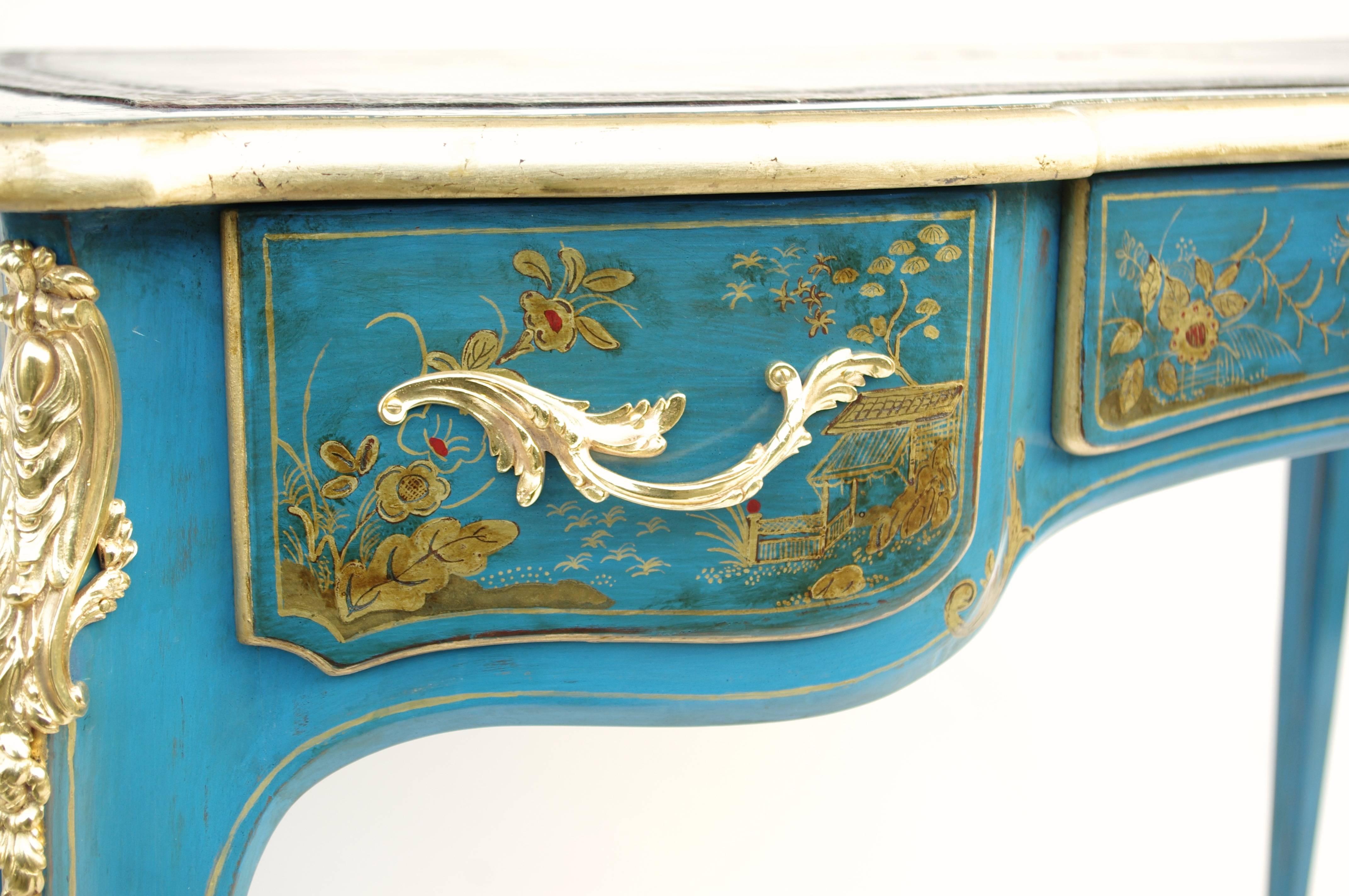 Rare Louis XV Style Blue Lacquer Desk with Gilt Decor Chinoiserie, circa 1900 1