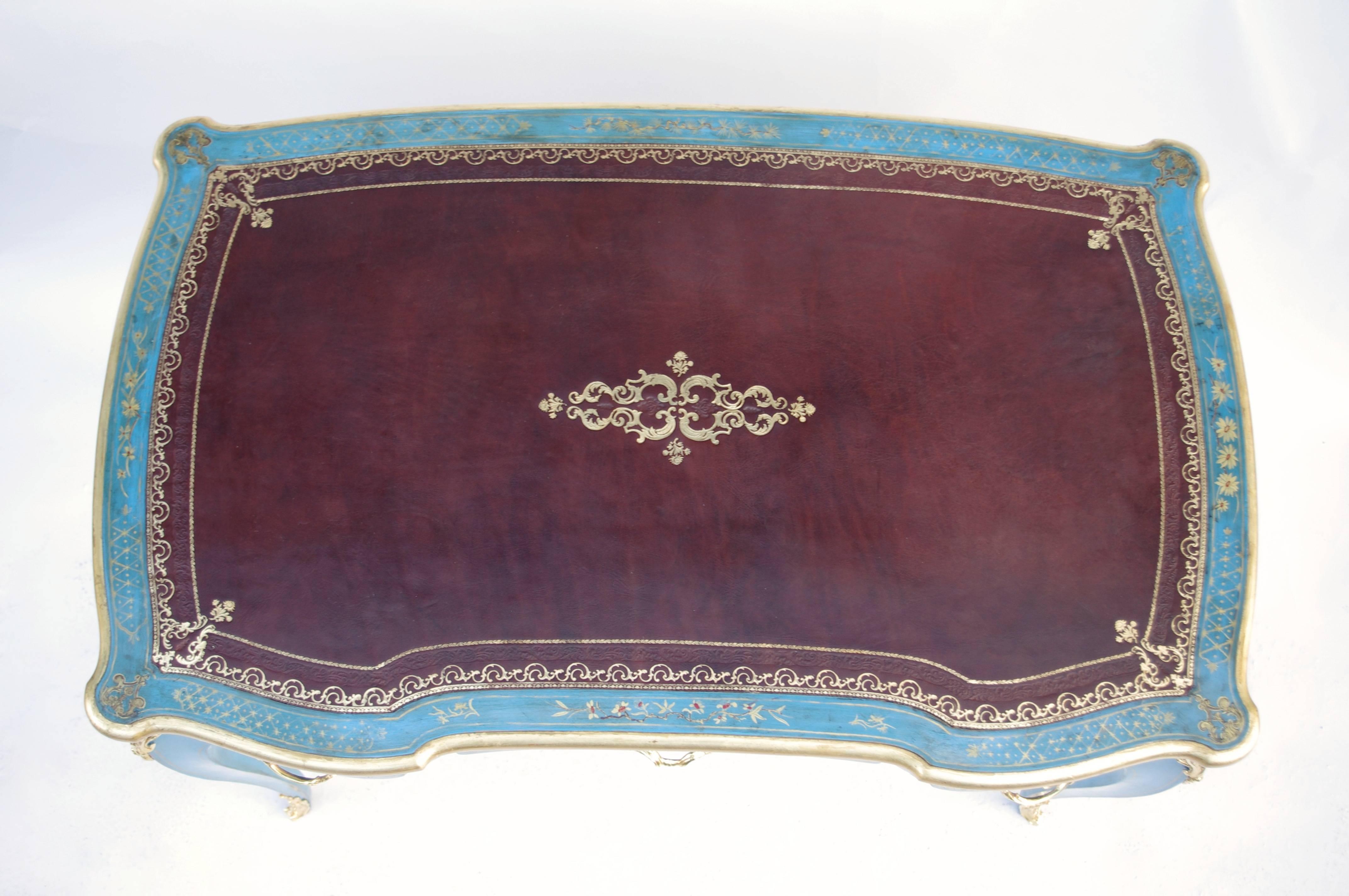 Rare Louis XV Style Blue Lacquer Desk with Gilt Decor Chinoiserie, circa 1900 3