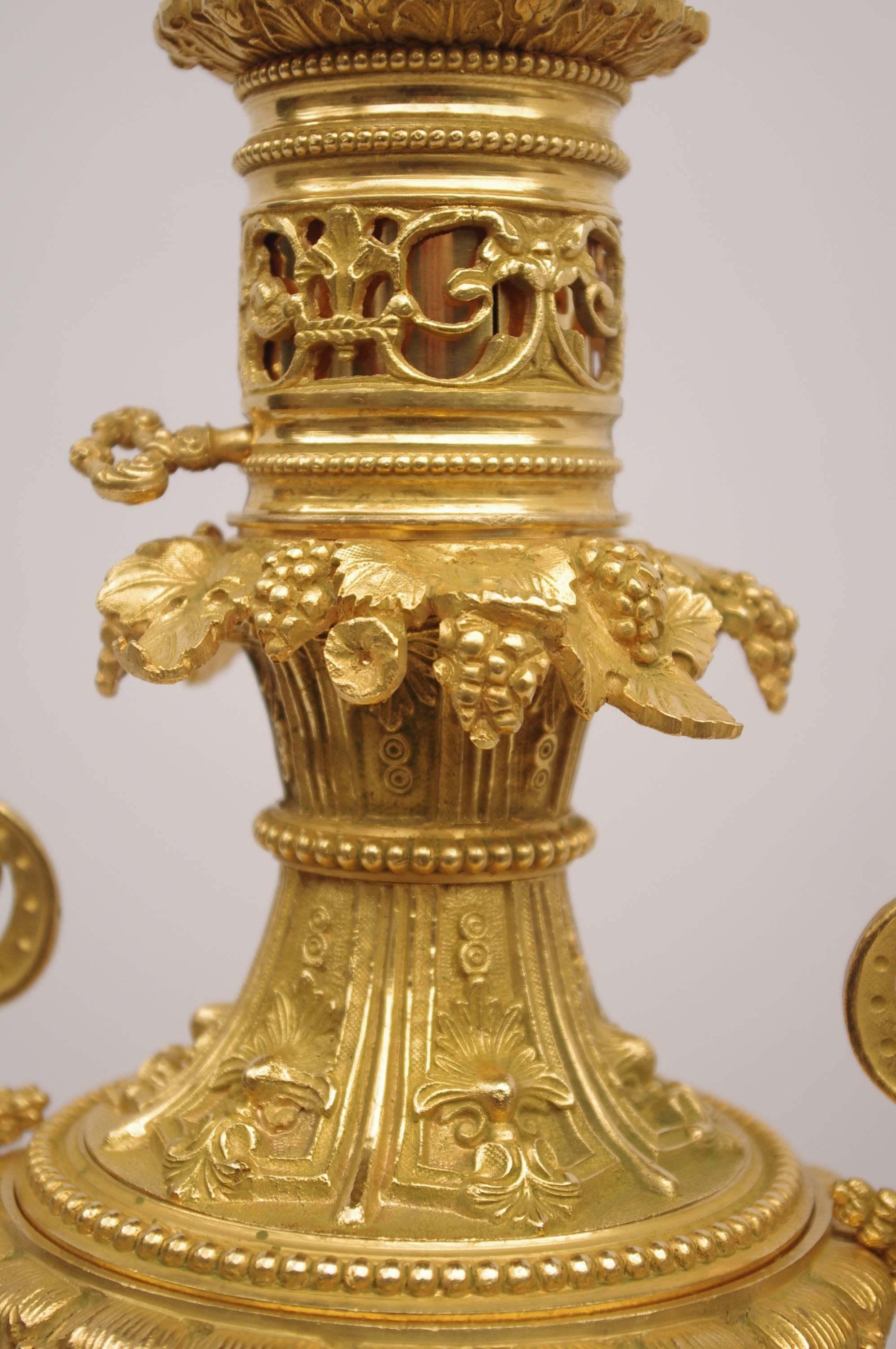 19th Century Pair of Great Sèvres Porcelain Lamps In Excellent Condition In Saint-Ouen, FR