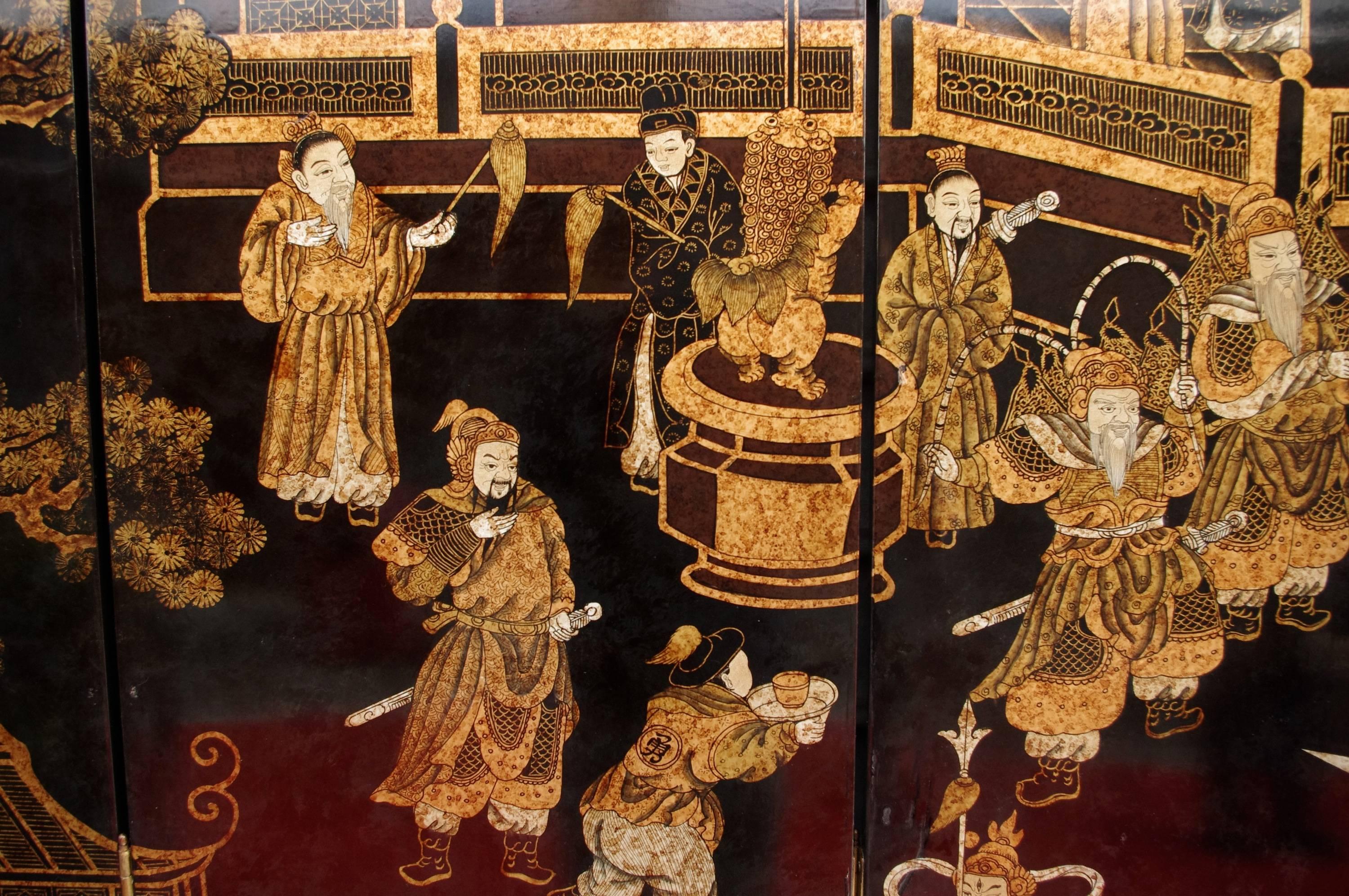 gold folding screen