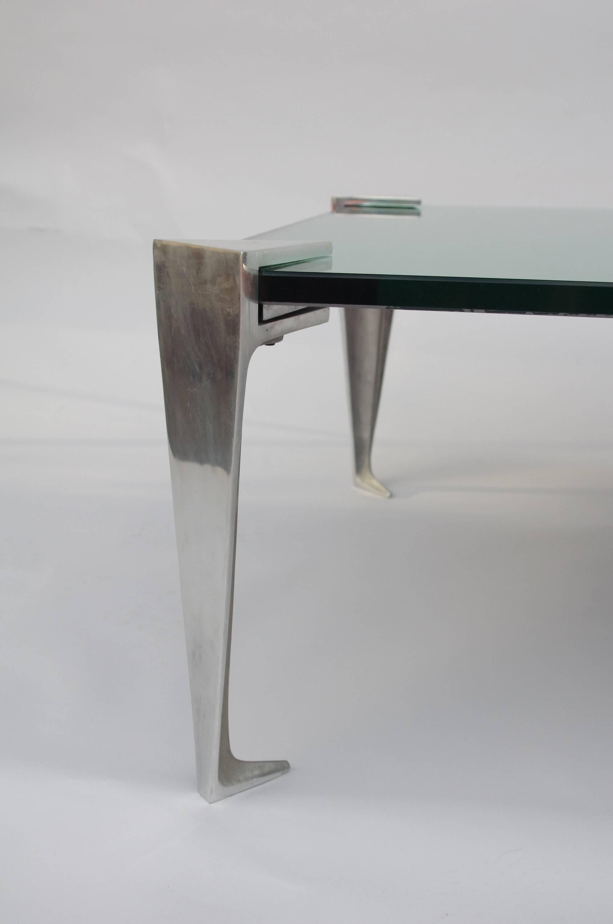 Aluminium and Mirror Top Coffee Table from 1980 In Good Condition For Sale In Saint-Ouen, FR