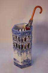 Hexagonal Blue and White Chinese Porcelain Umbrella Stand, circa 1880