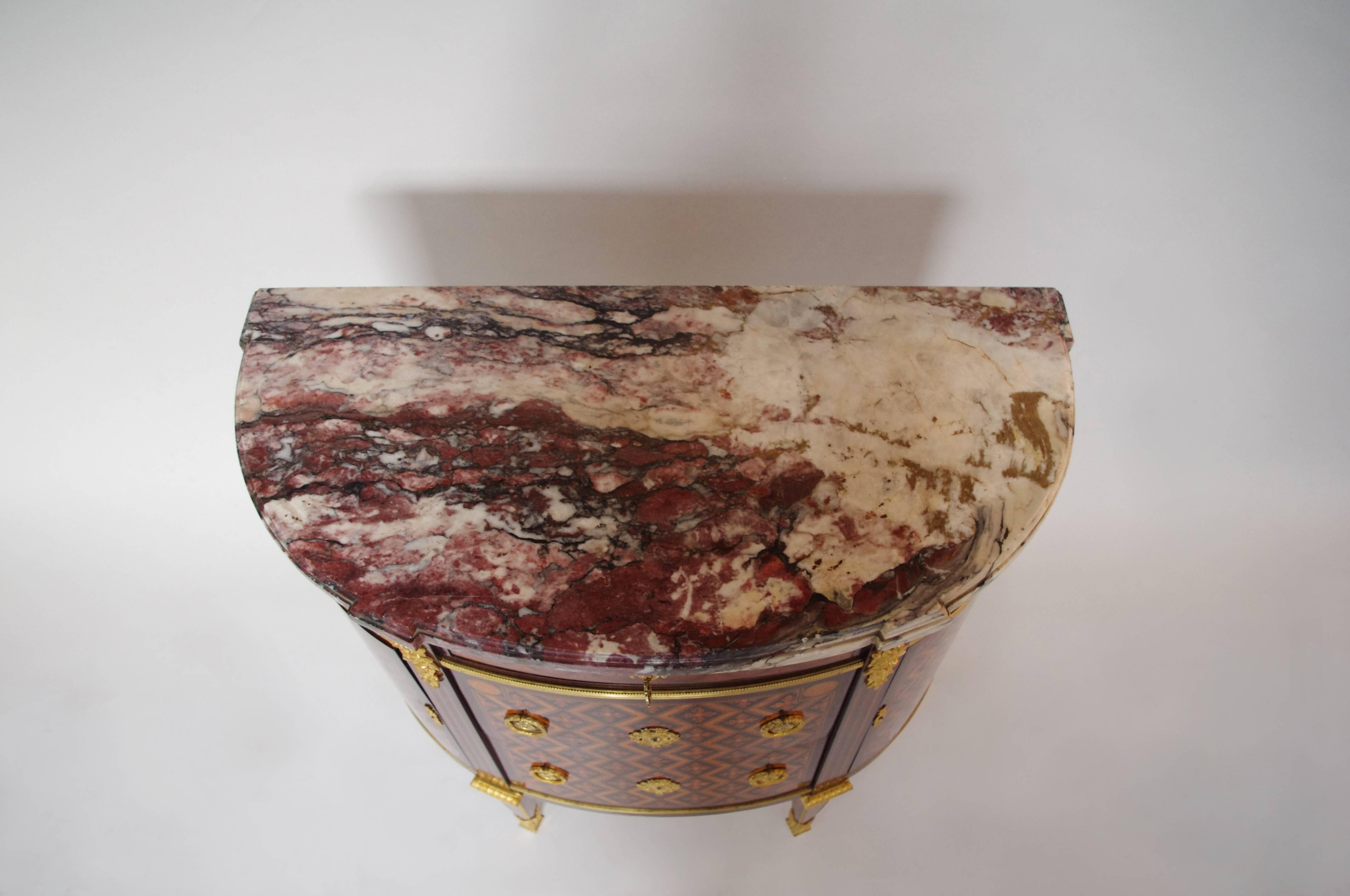 False Pair of Half-Moon Little Marquetry Commodes Stamped Paul Sormani In Excellent Condition In Saint-Ouen, FR