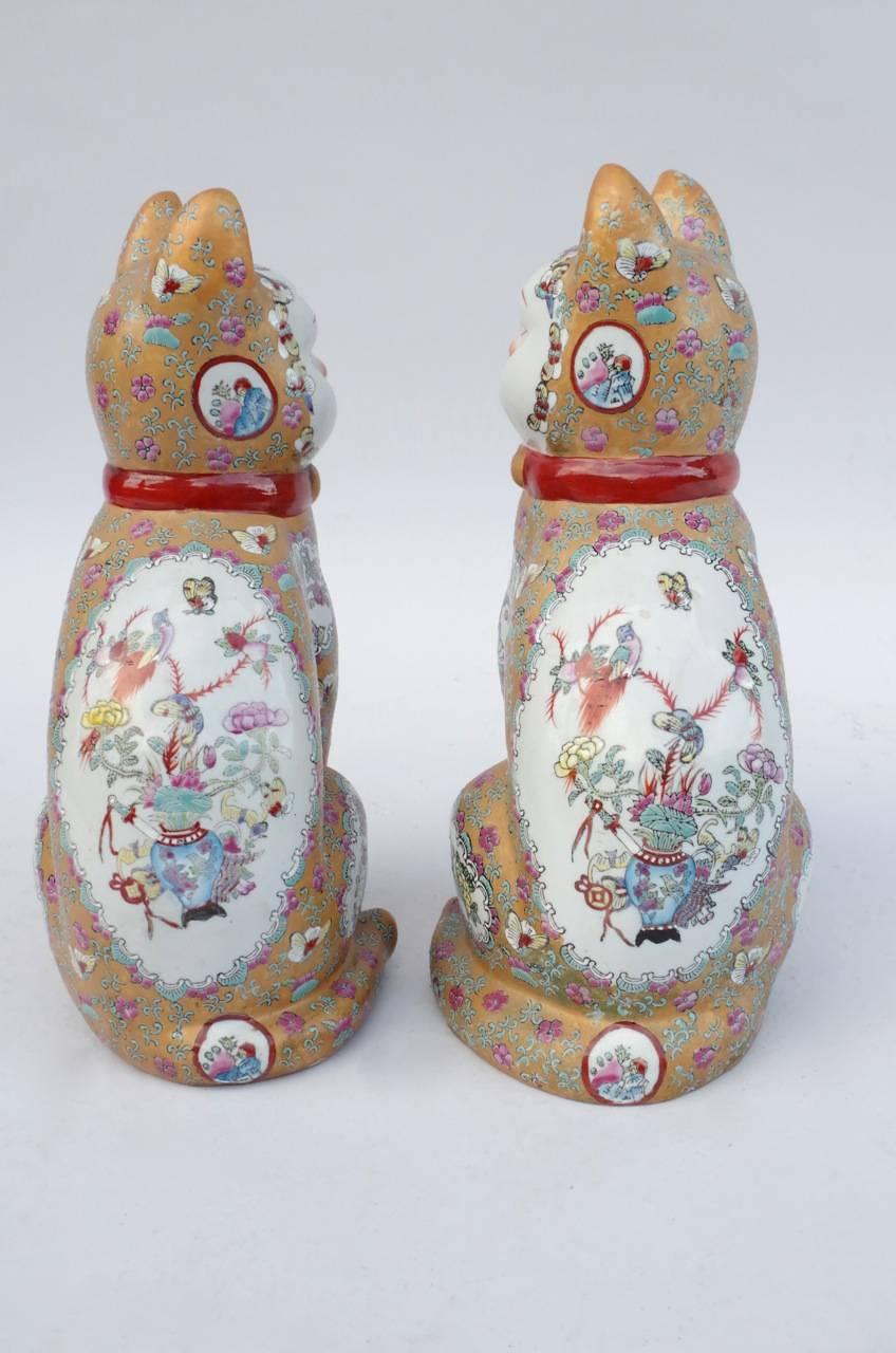 Chinoiserie Pair of Canton Style Porcelain 