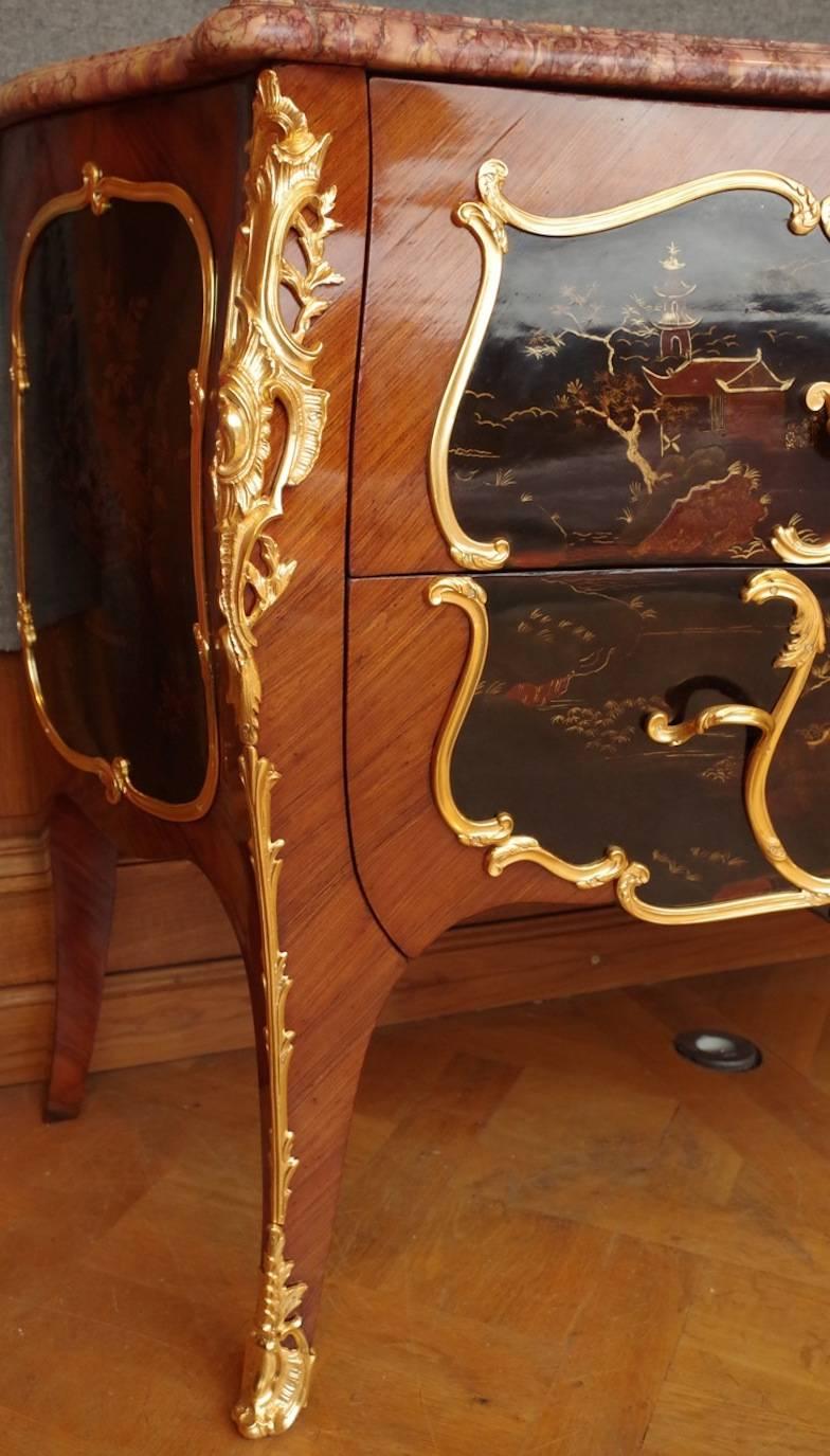 Louis XV Style Maquetry and Chinese Lacquer Type Commode, circa 1900 In Good Condition In Saint-Ouen, FR