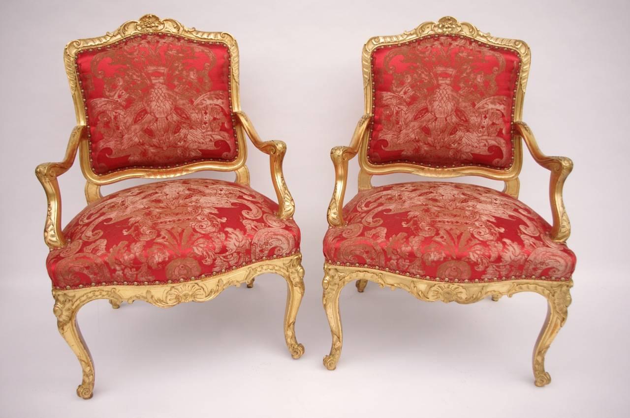 Rare Set of Louis XV Style Giltwood Seats 1