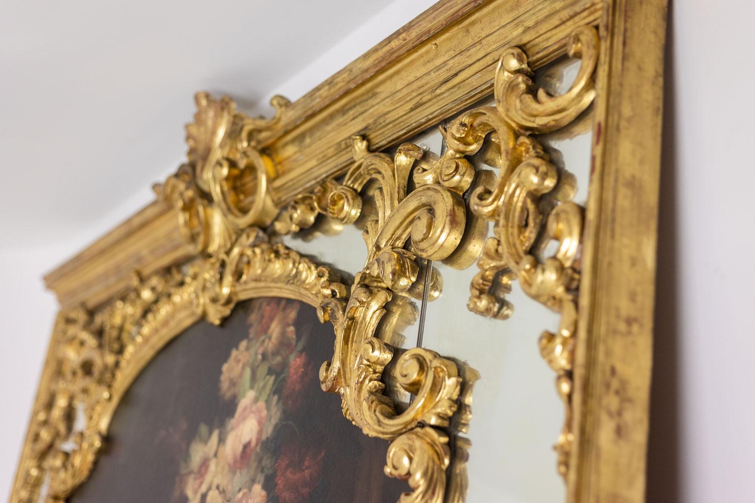 Legno Grande specchio trumeau o con perline, stile Luigi XV. 1950s. in vendita