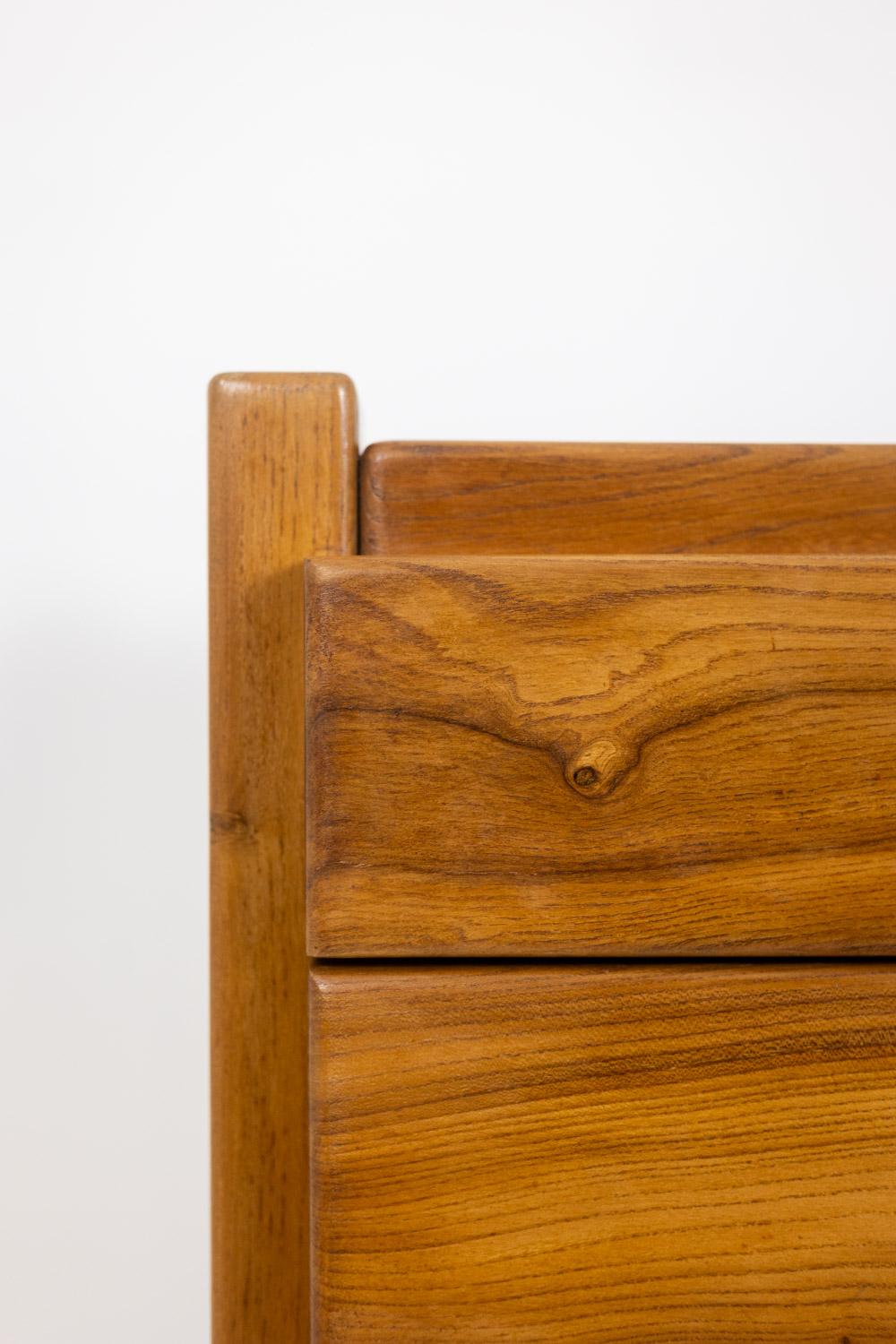 Maison Regain. Commode en orme. Circa 1970. en vente 1