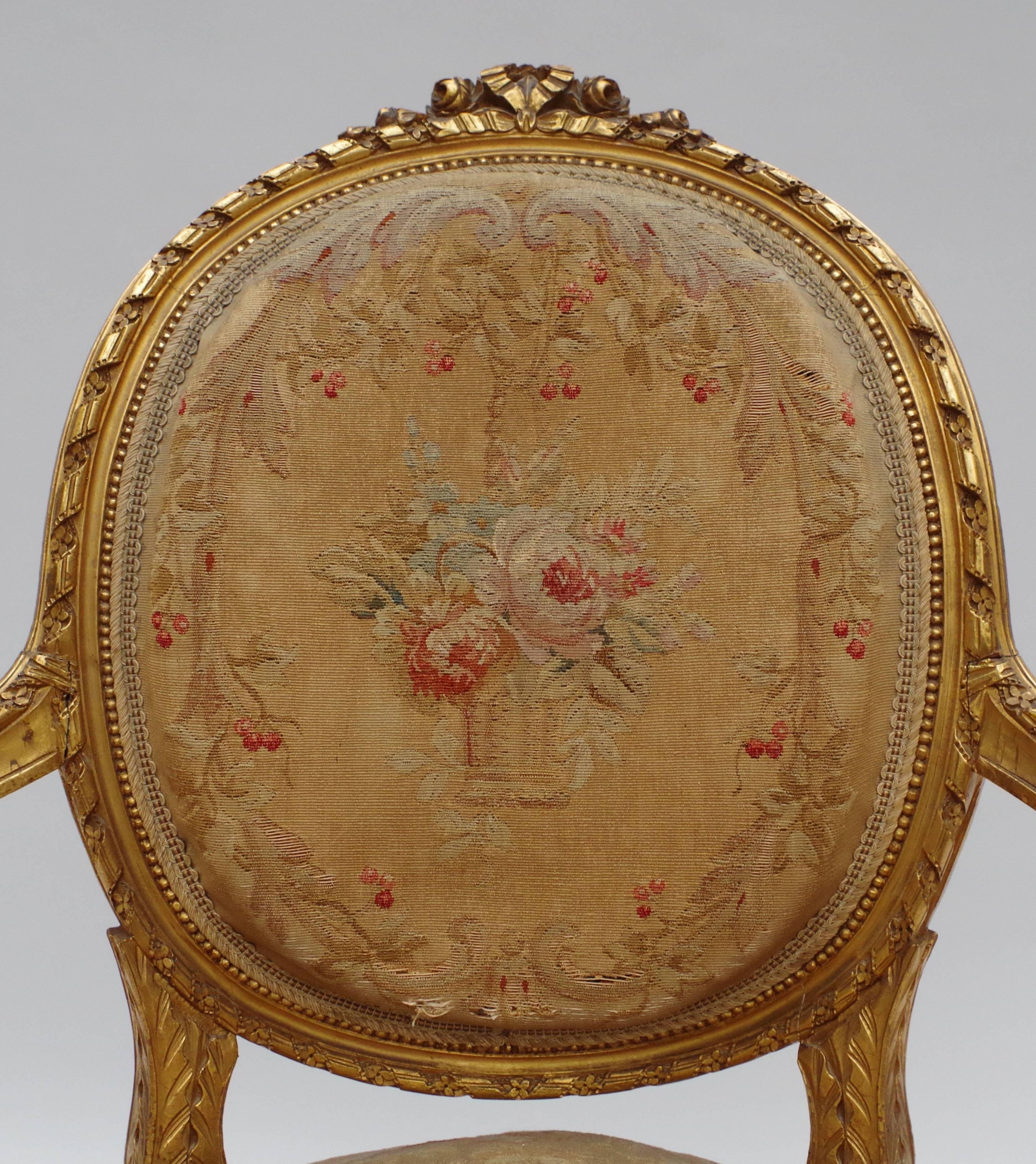 Giltwood Louis XVI Style Salon Furniture, circa 1880 3