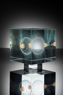 An abstract glass cube sculpture by Wilfried Grootens "breakout S2" from 2019