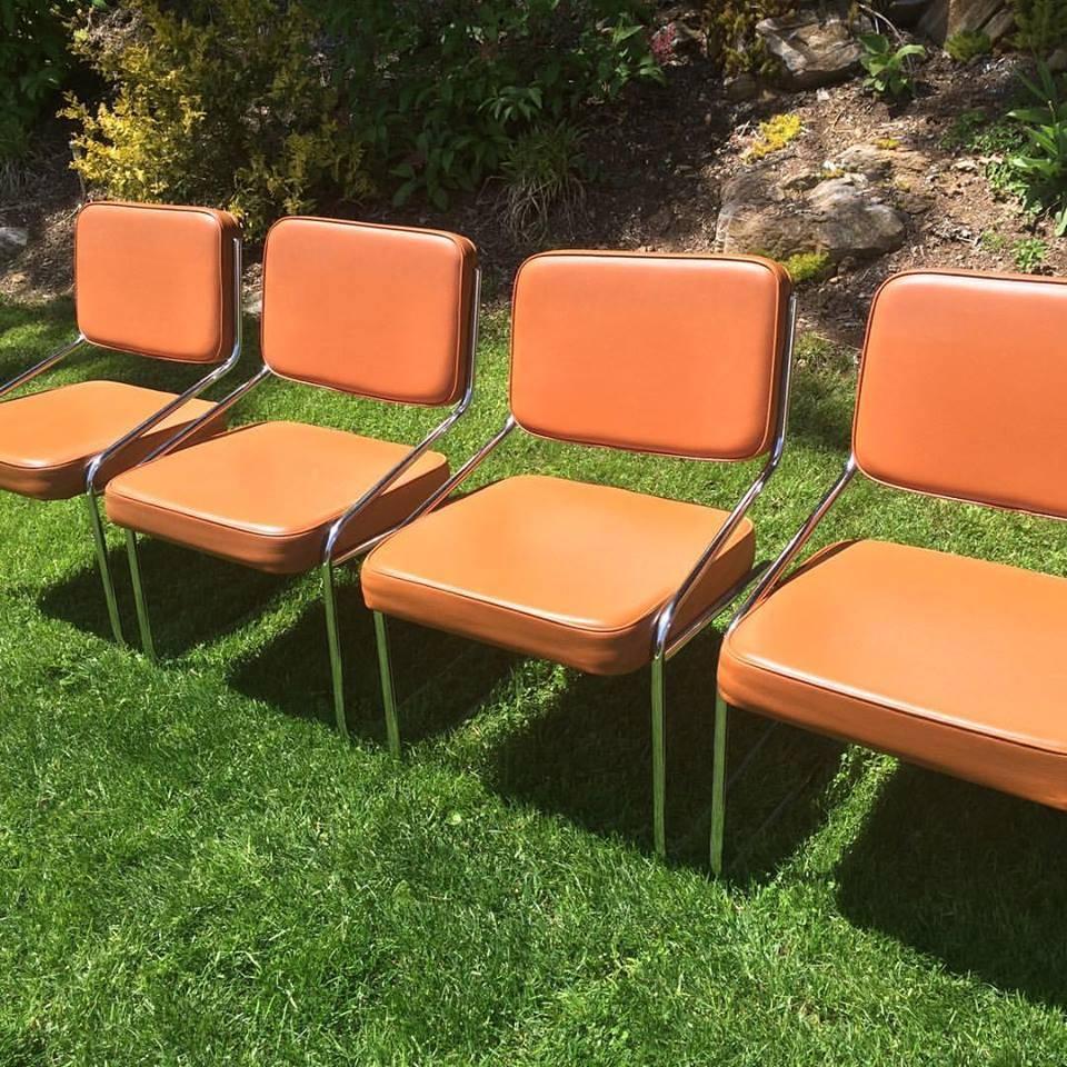 Set of Four Chrome and Vinyl Chairs In Good Condition In Redding, CT