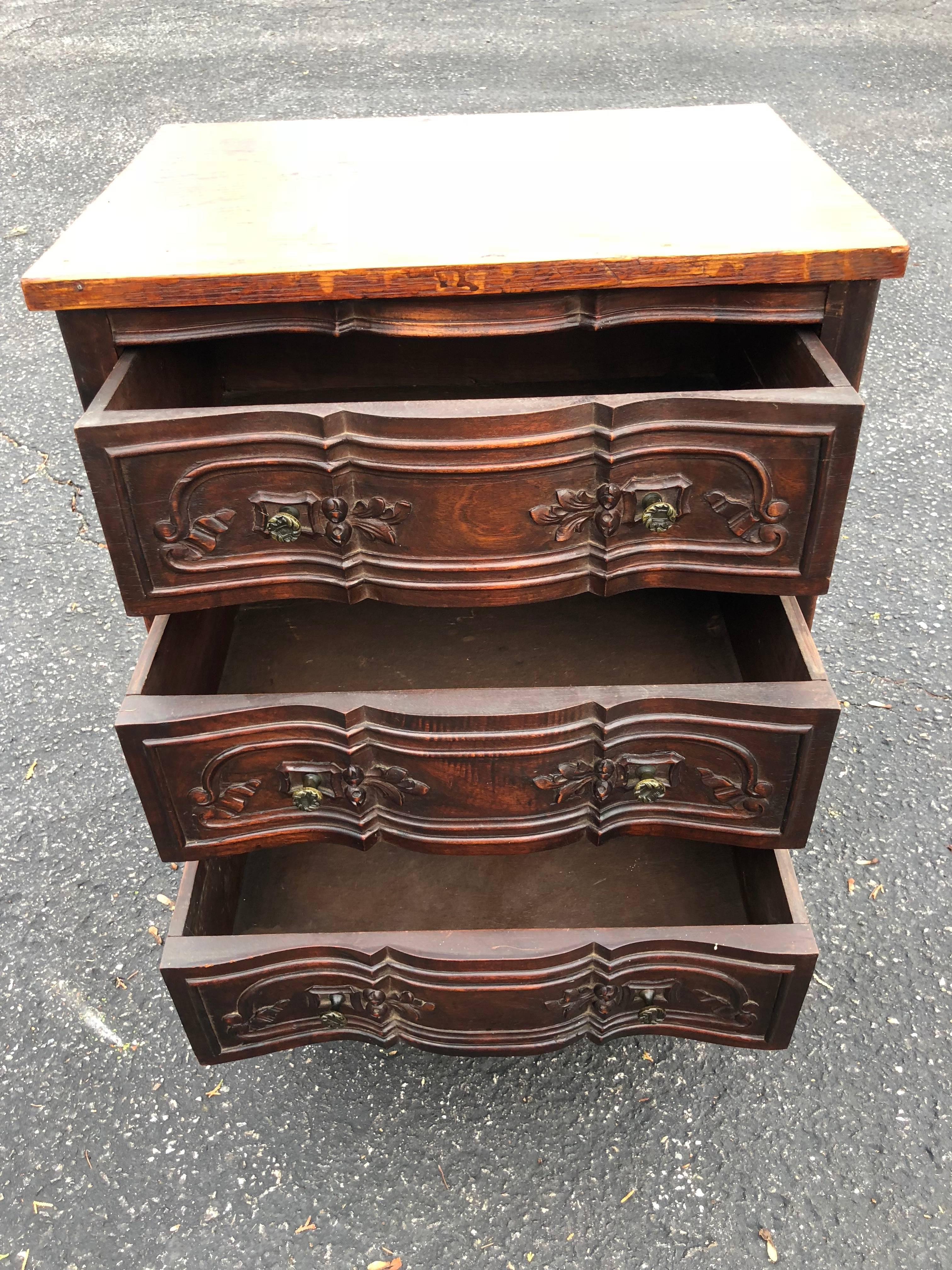 Carved Front Three-Drawer Chest 1