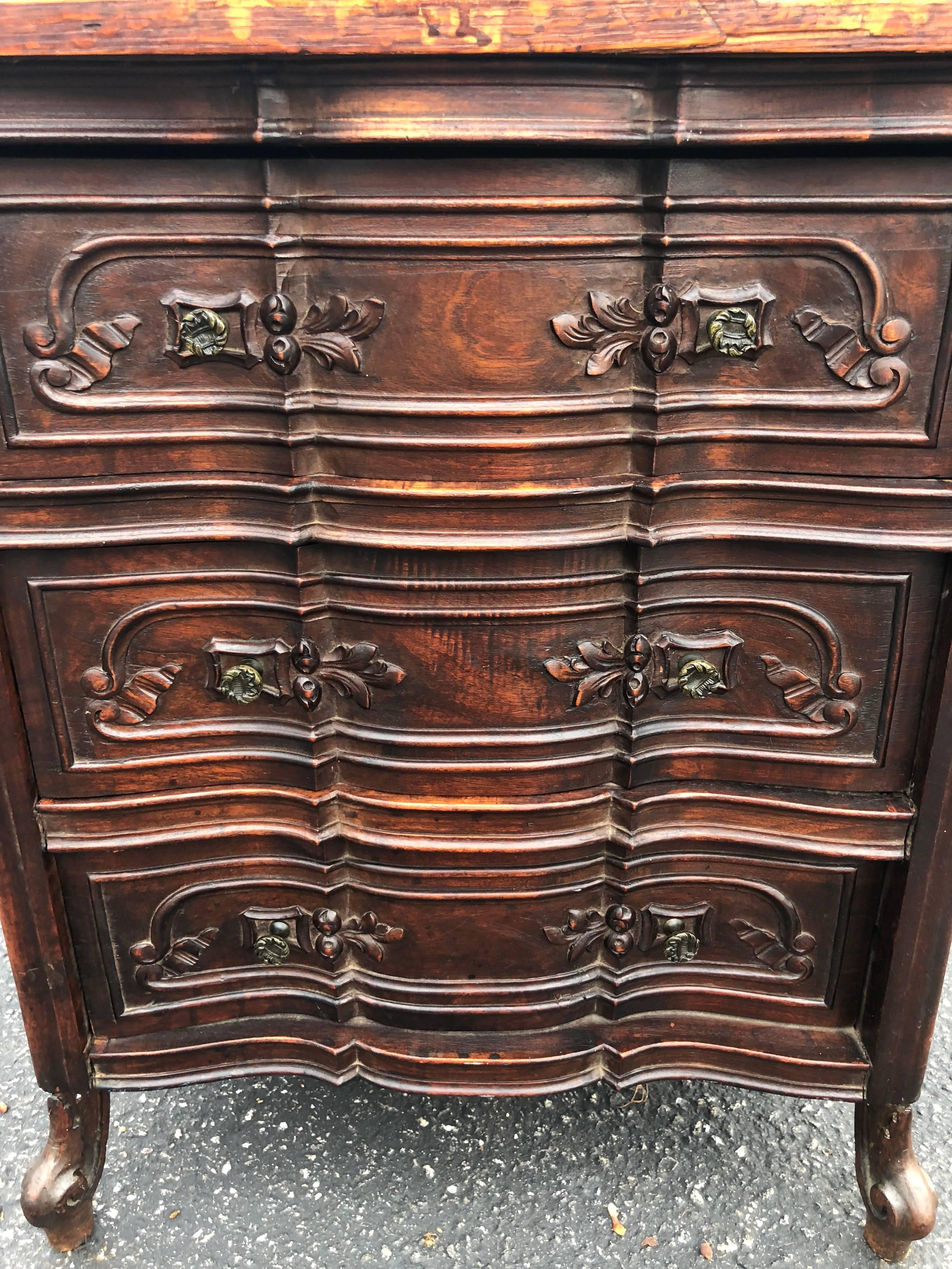 Early 20th Century Carved Front Three-Drawer Chest