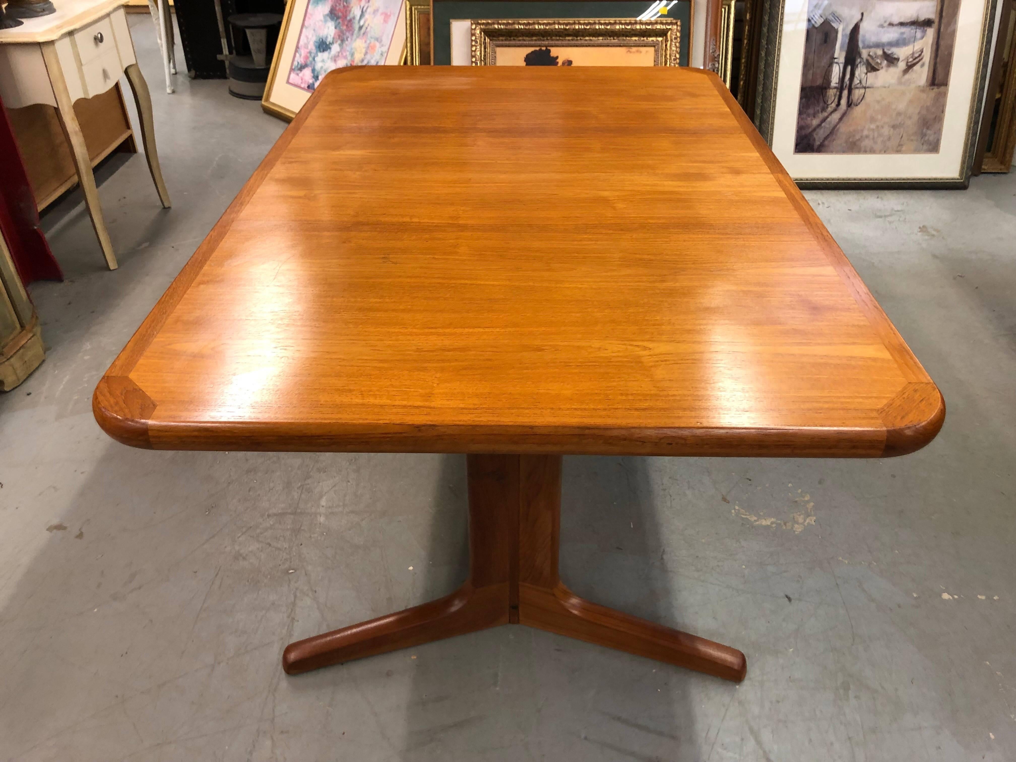Mid-Century Modern Solid Teak Extension Dining Table  5