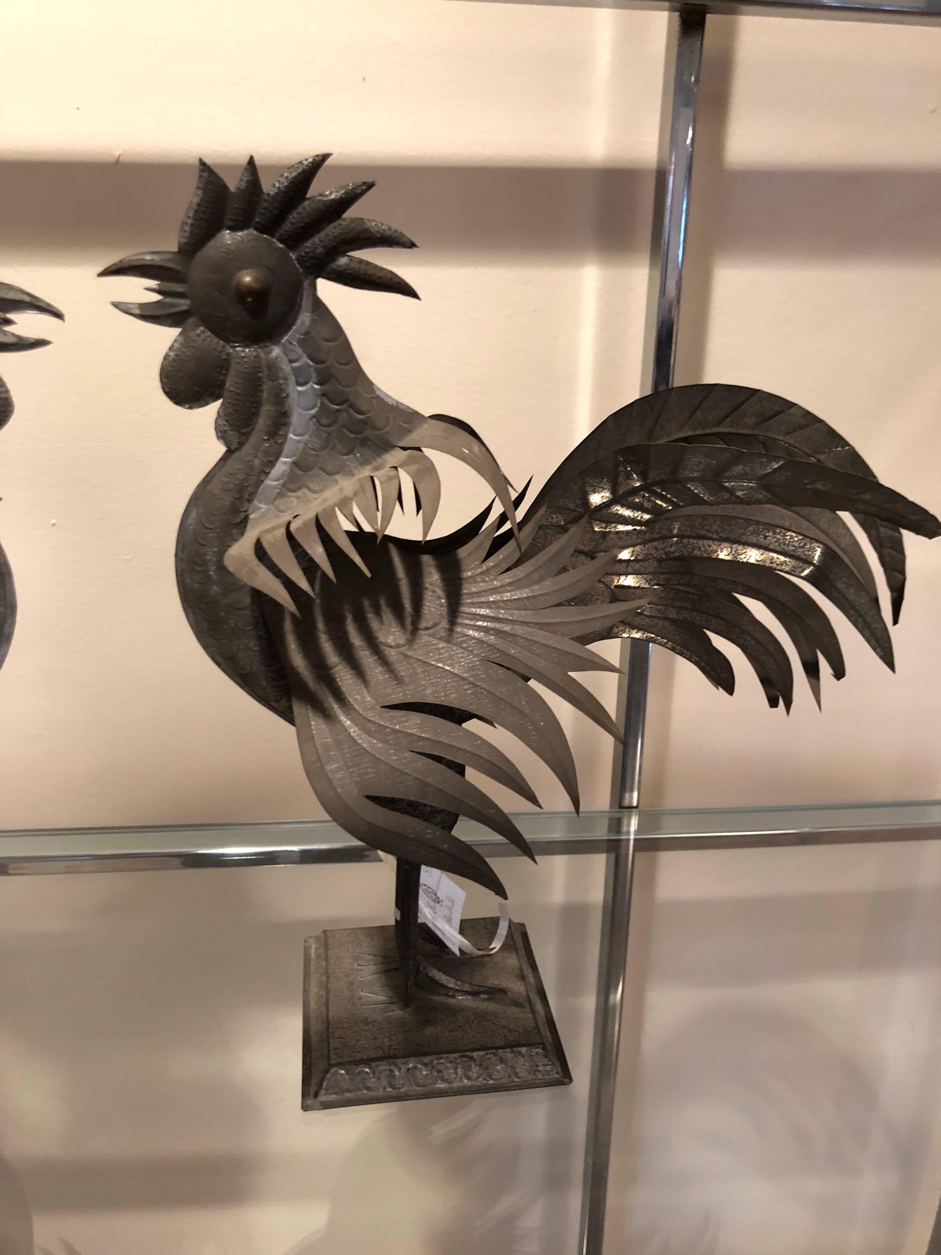 Pair of Antique Mexican Folk Art Tin Roosters In Good Condition In Redding, CT