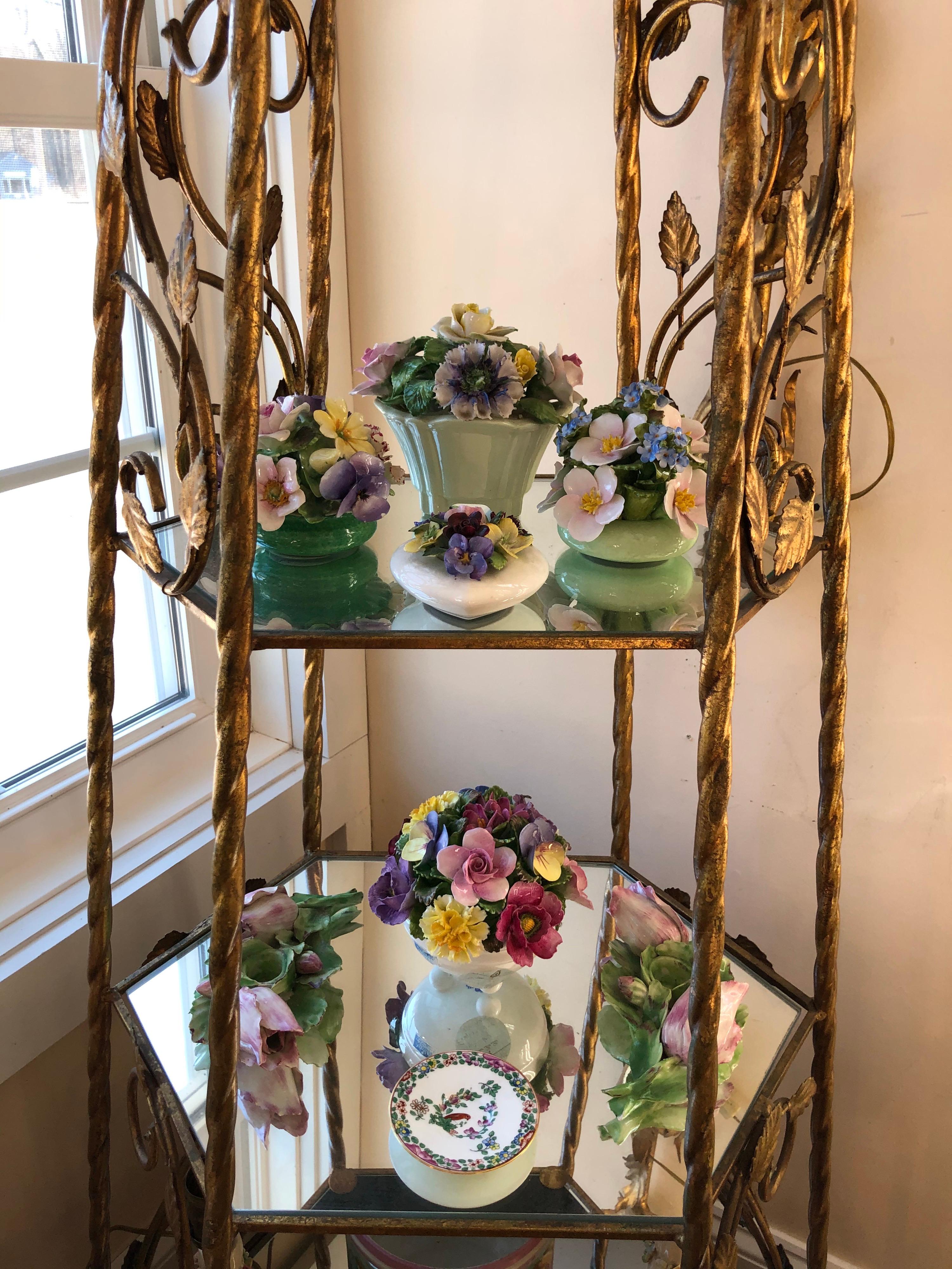 Italianate Gilded Etagere with Mirrored Shelves 6