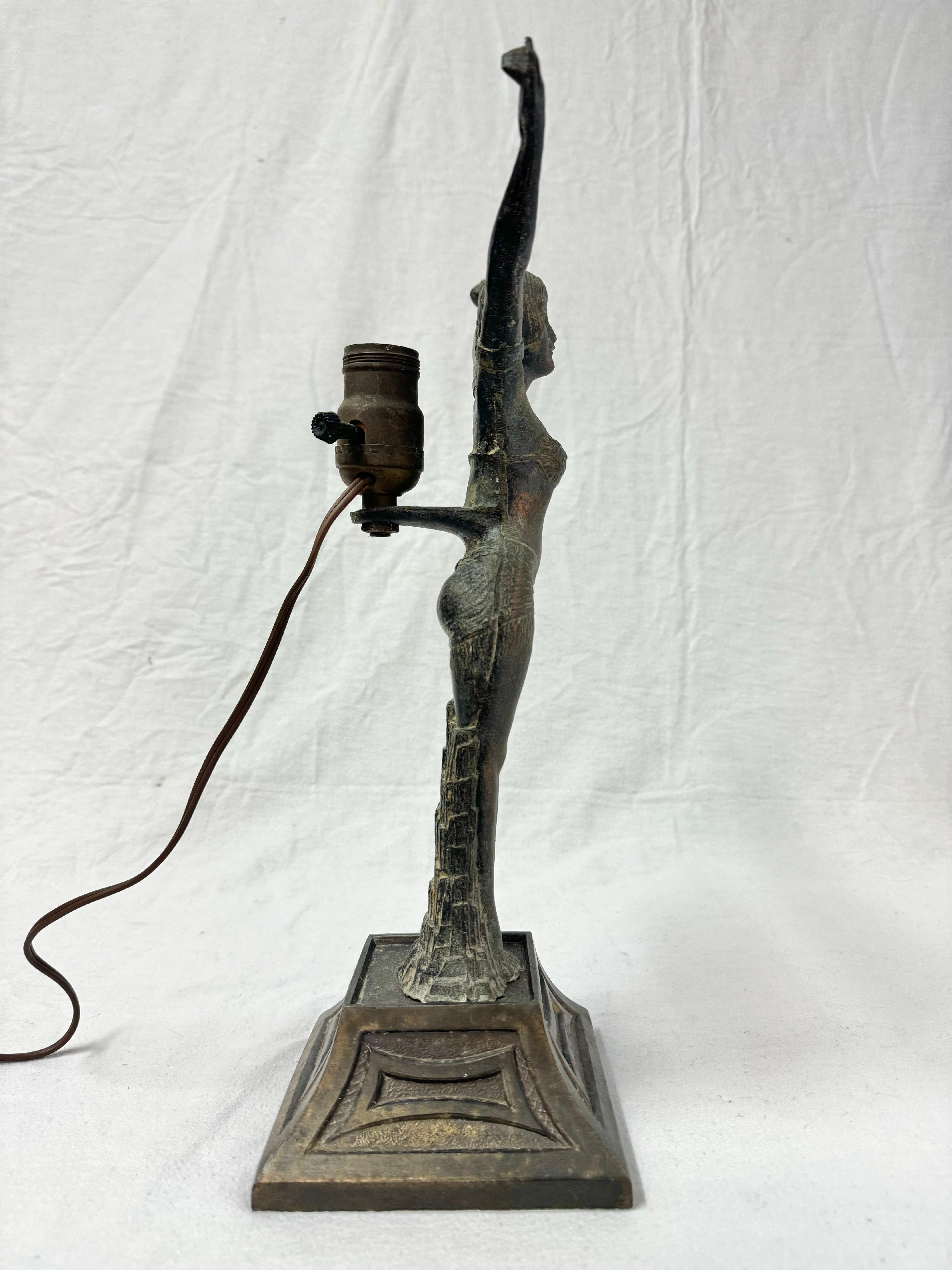 Lámpara Art Decó Bailarina en venta 4
