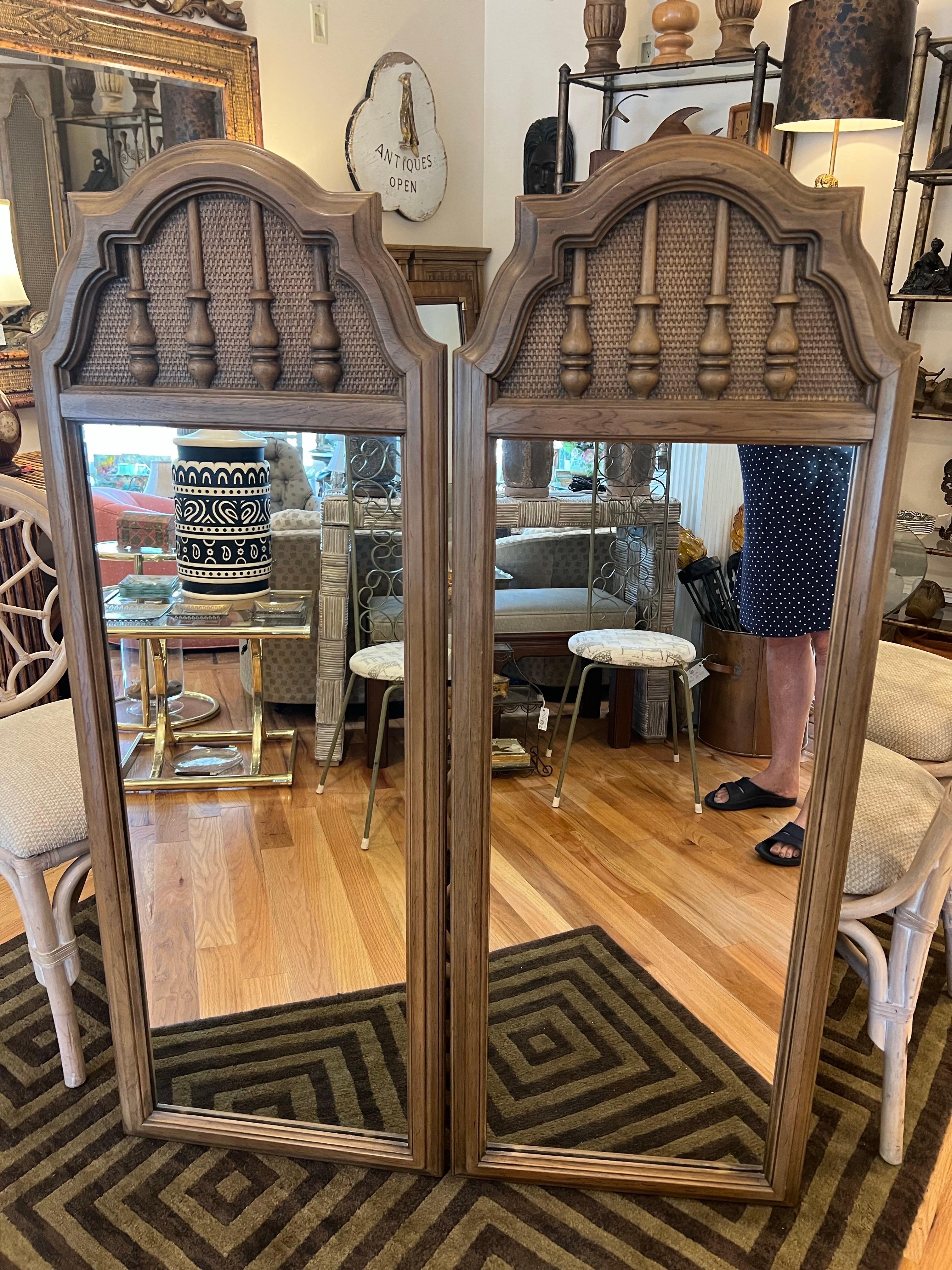 Paar moderne Spiegel aus der Mitte des Jahrhunderts von Thomasville im Angebot 1