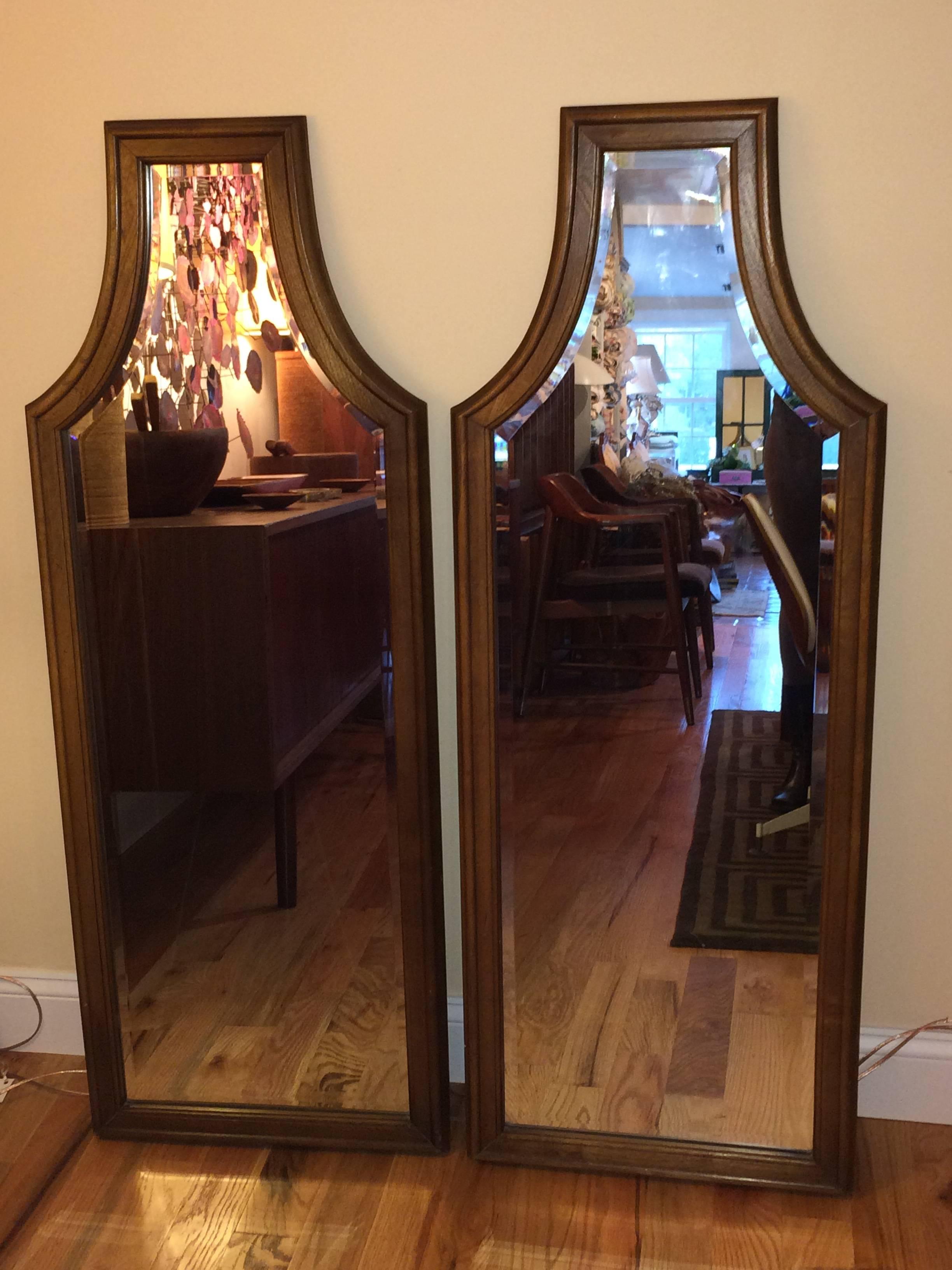 Mid-20th Century Pair of Hollywood Regency Mirrors For Sale