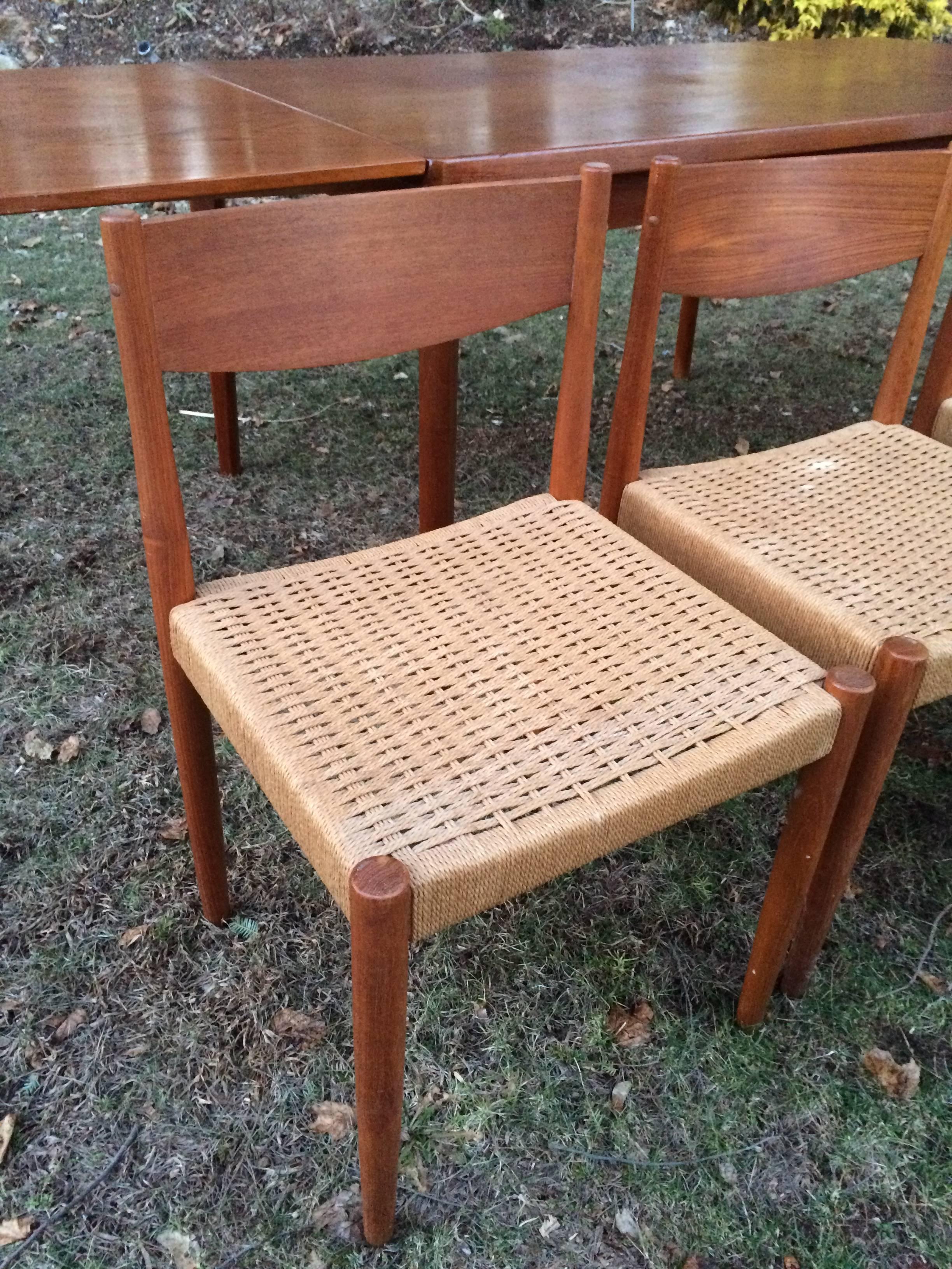 Danish Modern Extendable Teak Dining Table with Woven Chairs 1