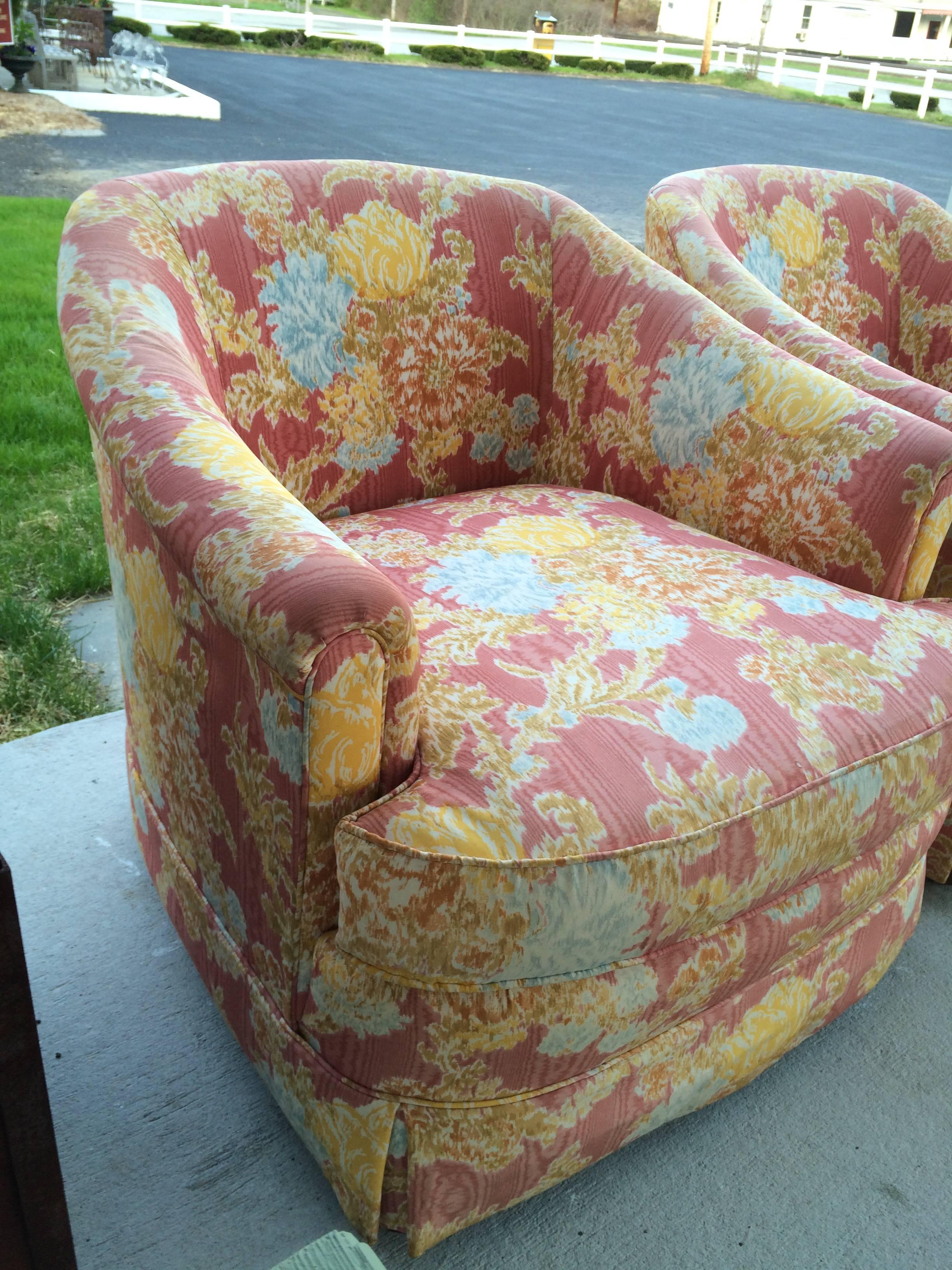 Hollywood Regency Pair of Henredon Club Chairs