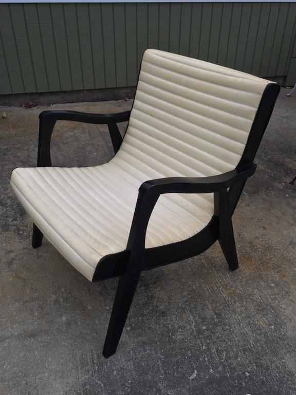 MidCentury Black and Ivory Vinyl Lounge Chair For Sale at 1stDibs