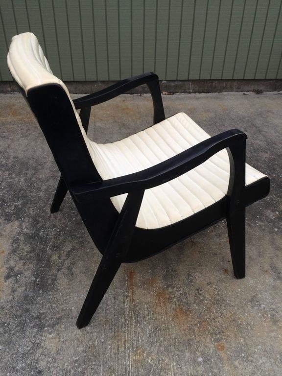 MidCentury Black and Ivory Vinyl Lounge Chair For Sale at 1stDibs