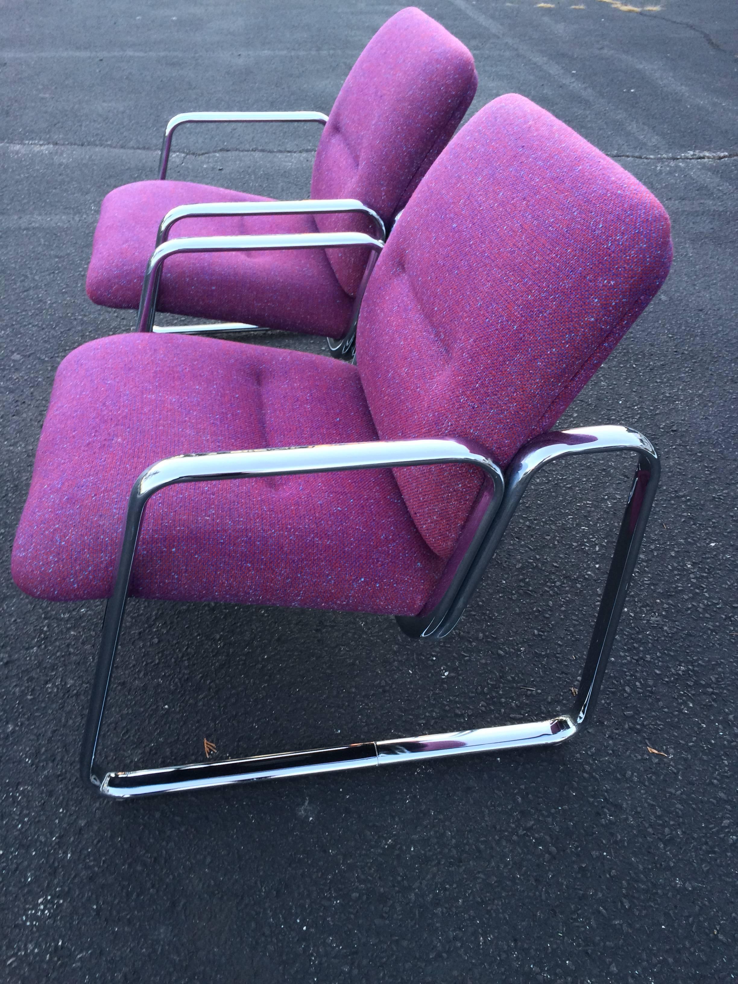 Late 20th Century Pair of Chrome Steelcase Chairs in Violet For Sale