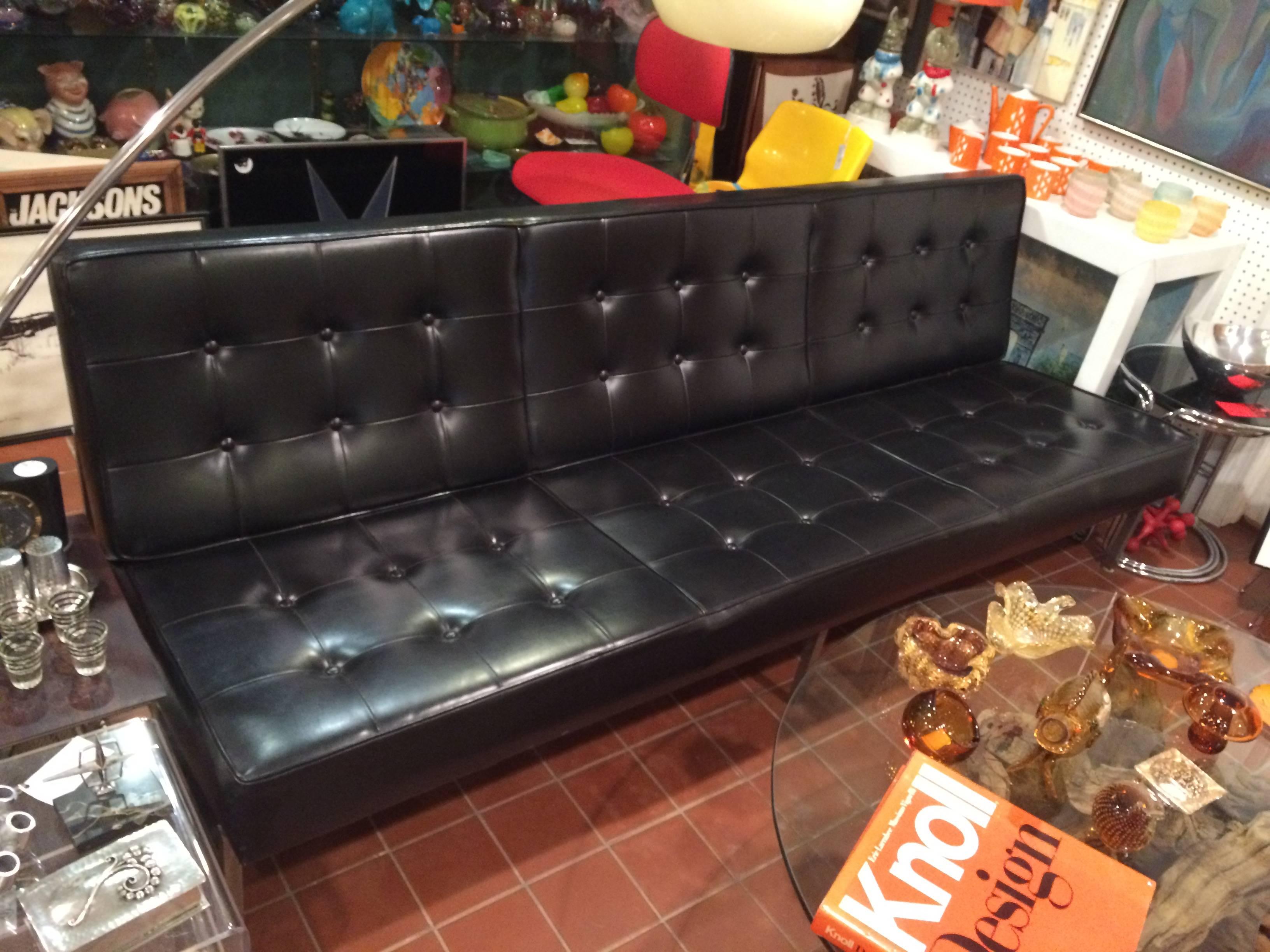 Armless Parallel Bar Sofa in the Style of Florence Knoll In Good Condition In Redding, CT