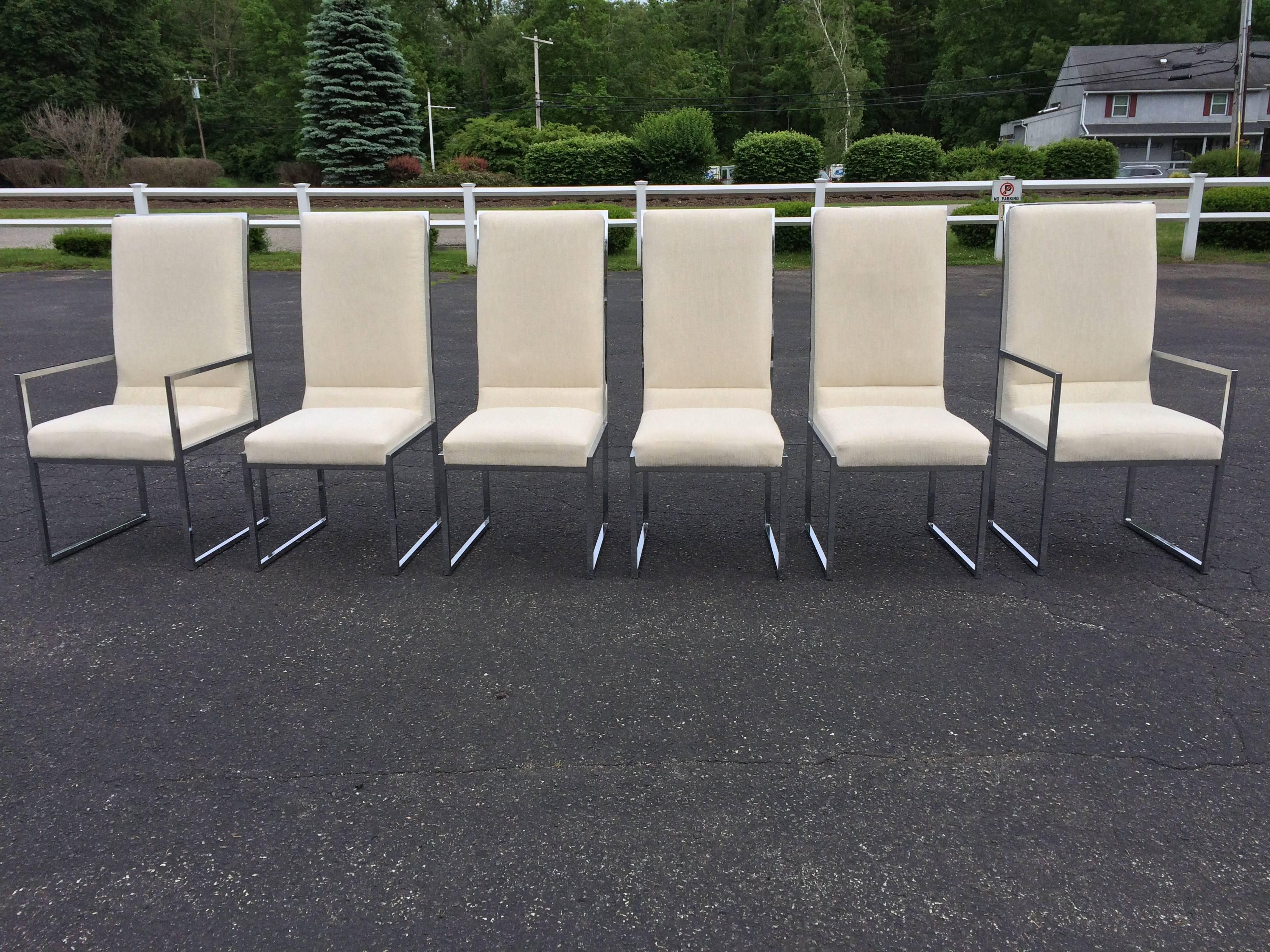 Set of six chrome Design Institute of America IA dining room chairs attributed to Milo Baughman. Classic Minimalist Parsons style chair in clean off- white chenille upholstery. Excellent condition. Consists of two armchairs and four side chairs.