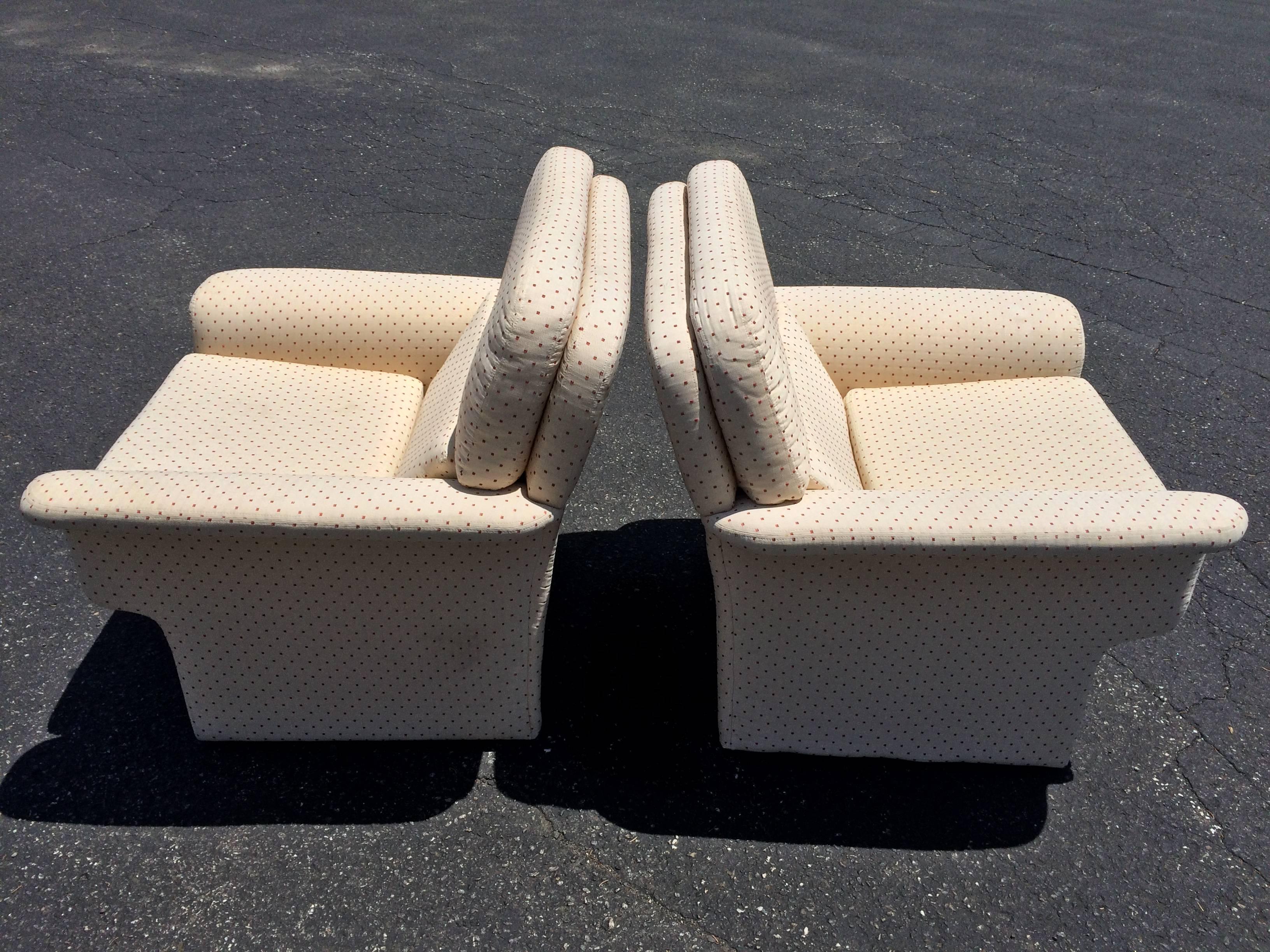 Pair of 1980's Saporiti Style Modular Lounge Chairs. 2