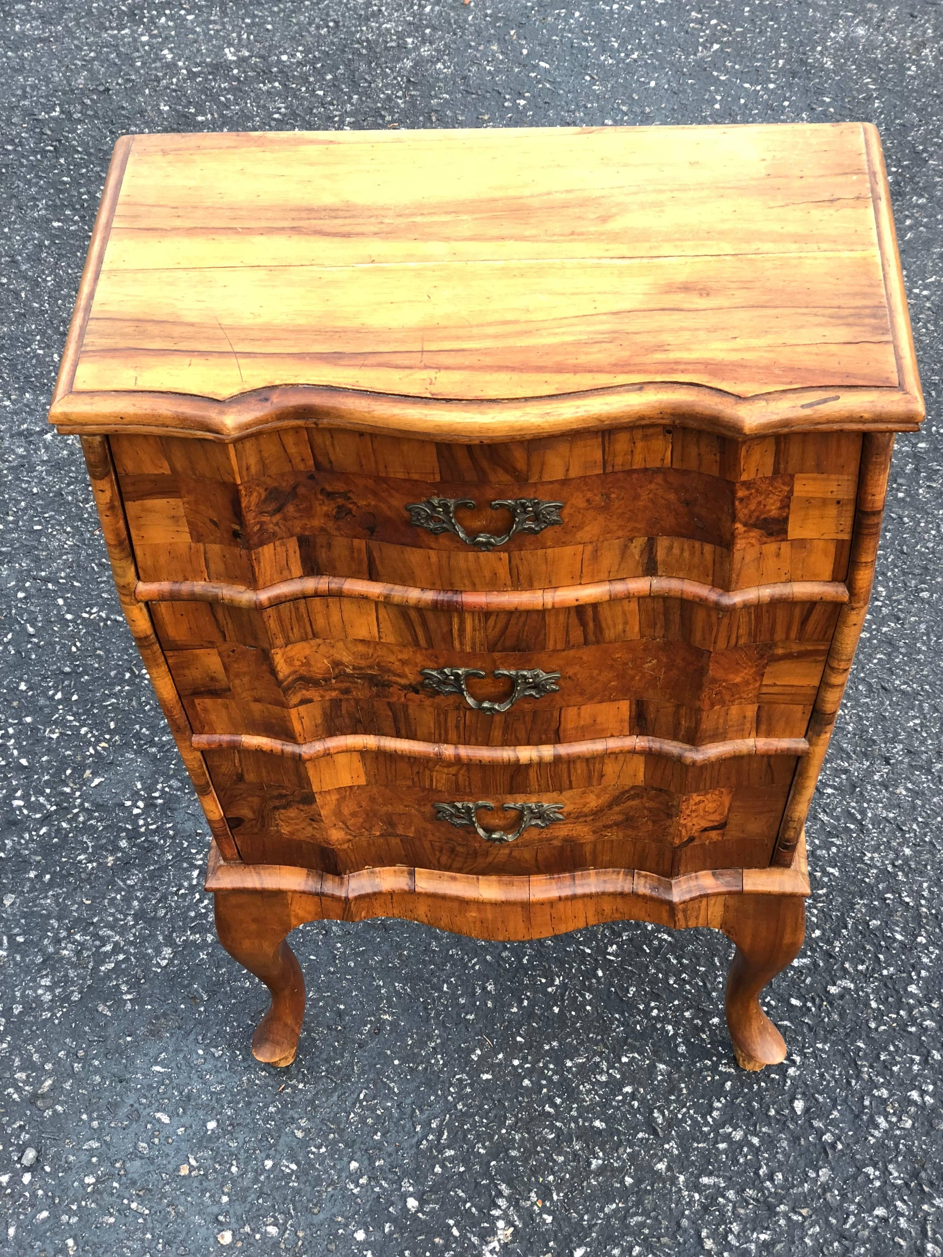 Fruitwood Italianate Olive Wood and Fruit Wood Chest of Drawers