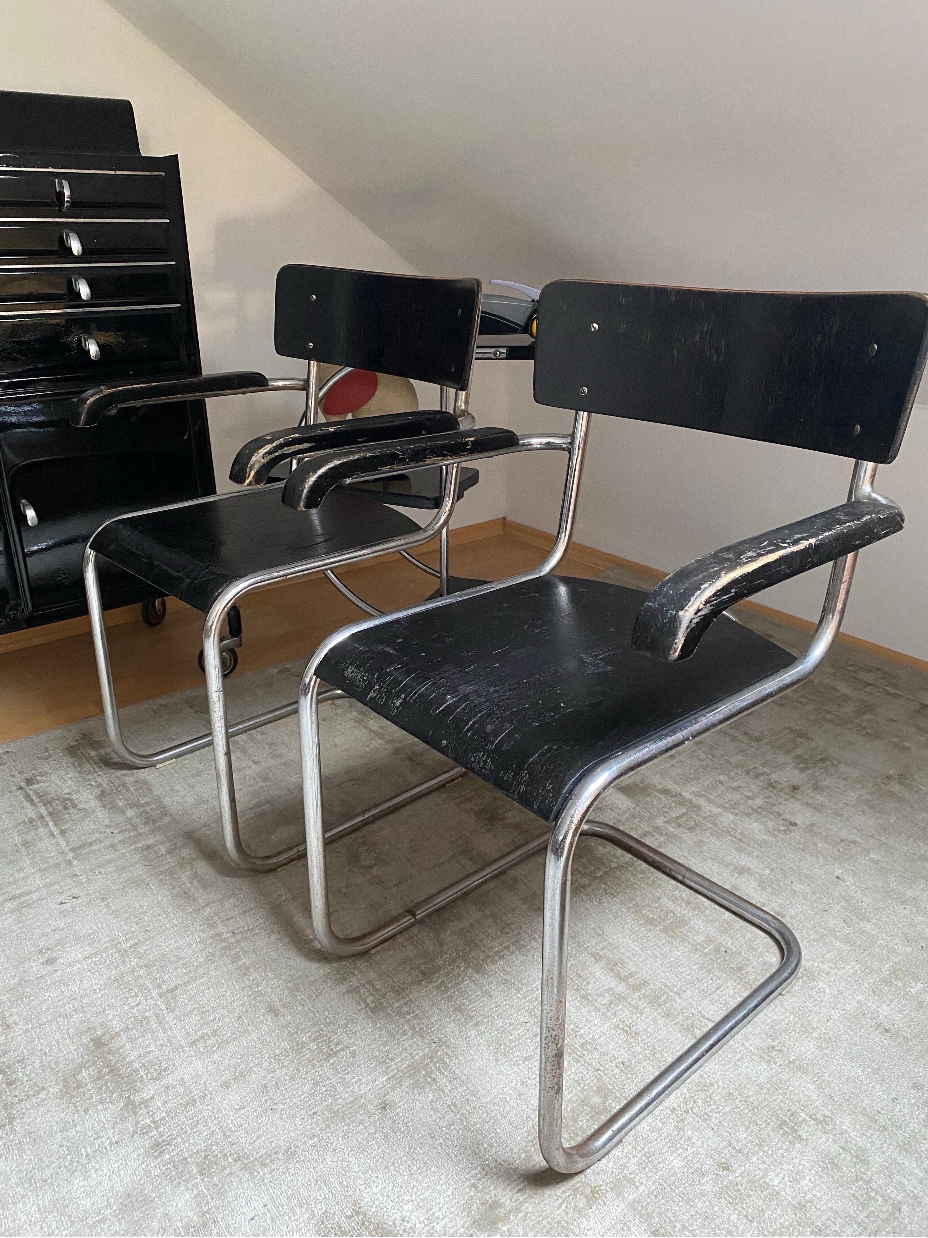 Paar originale Freischwinger-Bauhausstühle aus den 1930er Jahren von Vichr, Tschechien im Angebot 4