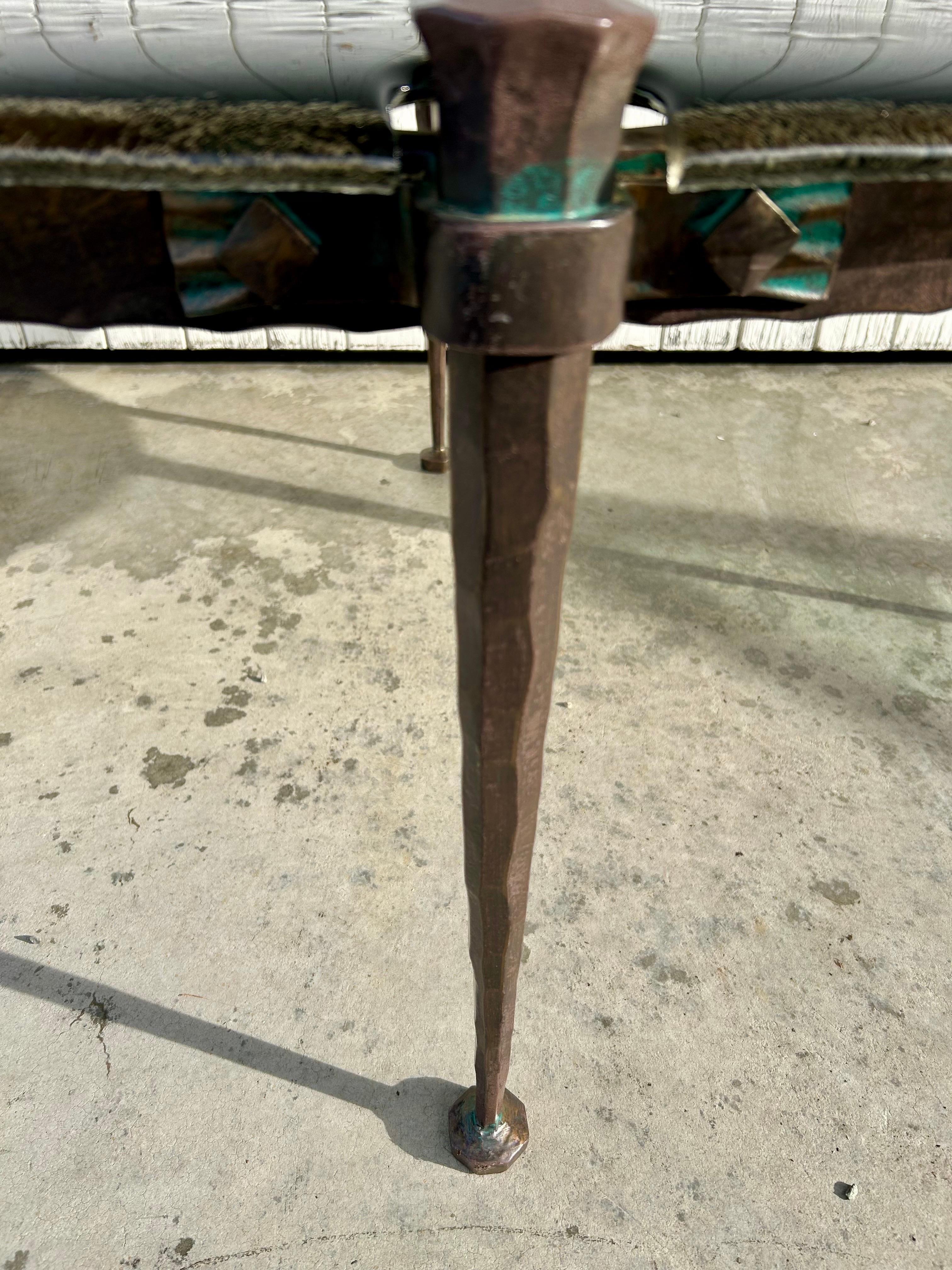 Table basse brutaliste en bronze et verre moulé par Lothar Klute, Allemagne, années 1990 en vente 1