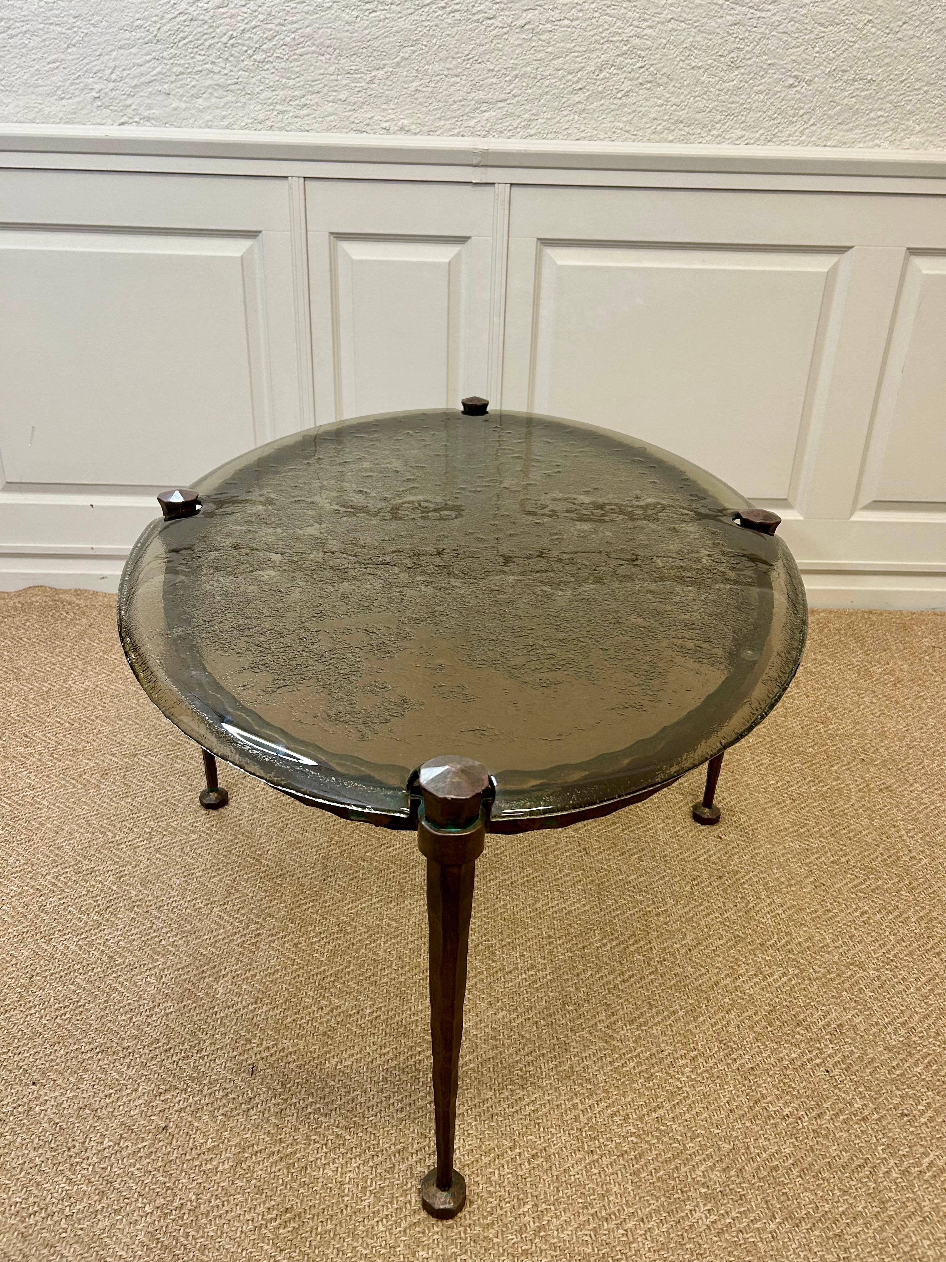 Table basse brutaliste en bronze et verre moulé par Lothar Klute, Allemagne, années 1990 en vente 7