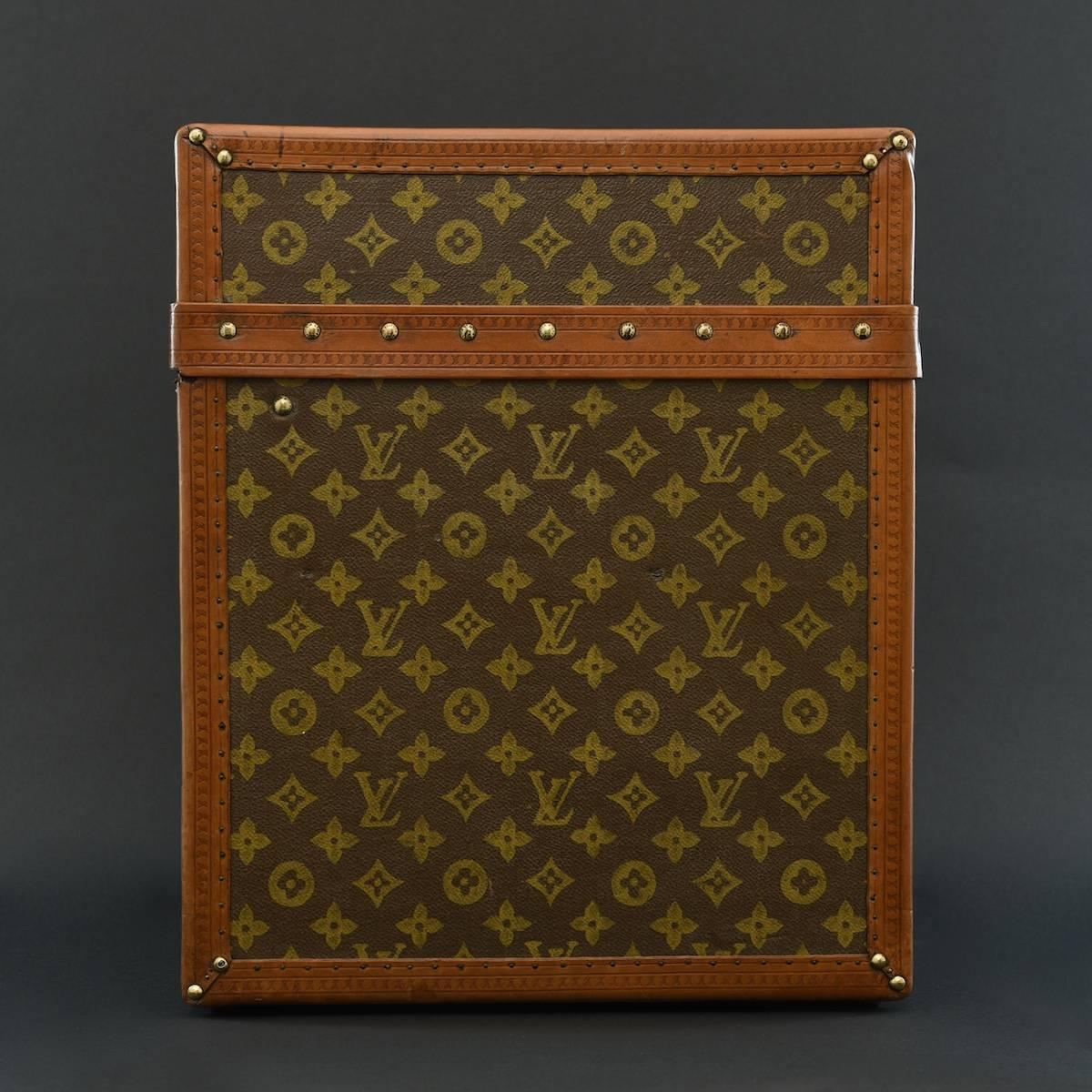 lv hat box