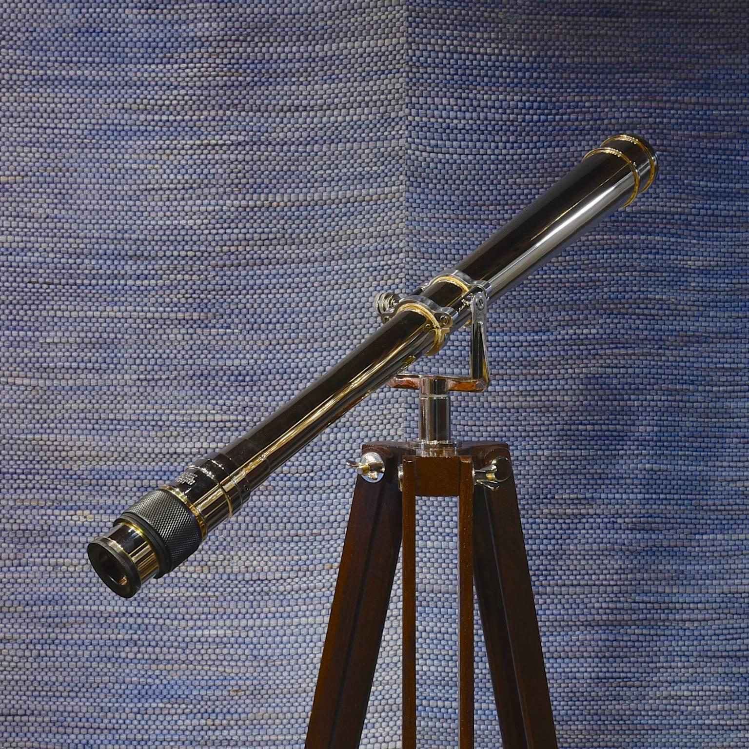 American WW II US Navy Spyglass Telescope