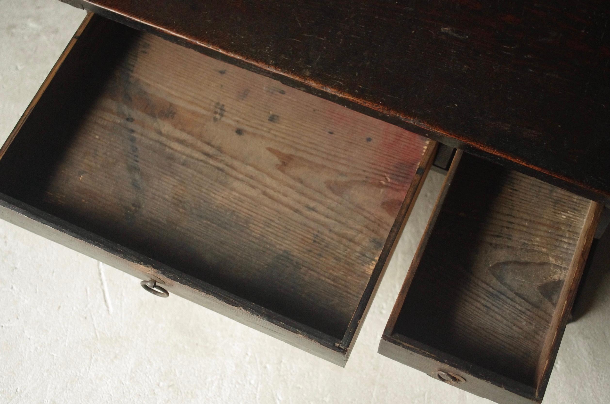 Japanese Antique Low Table / Coffee Table / 1868-1912s / Wabi-sabi Mingei For Sale 6