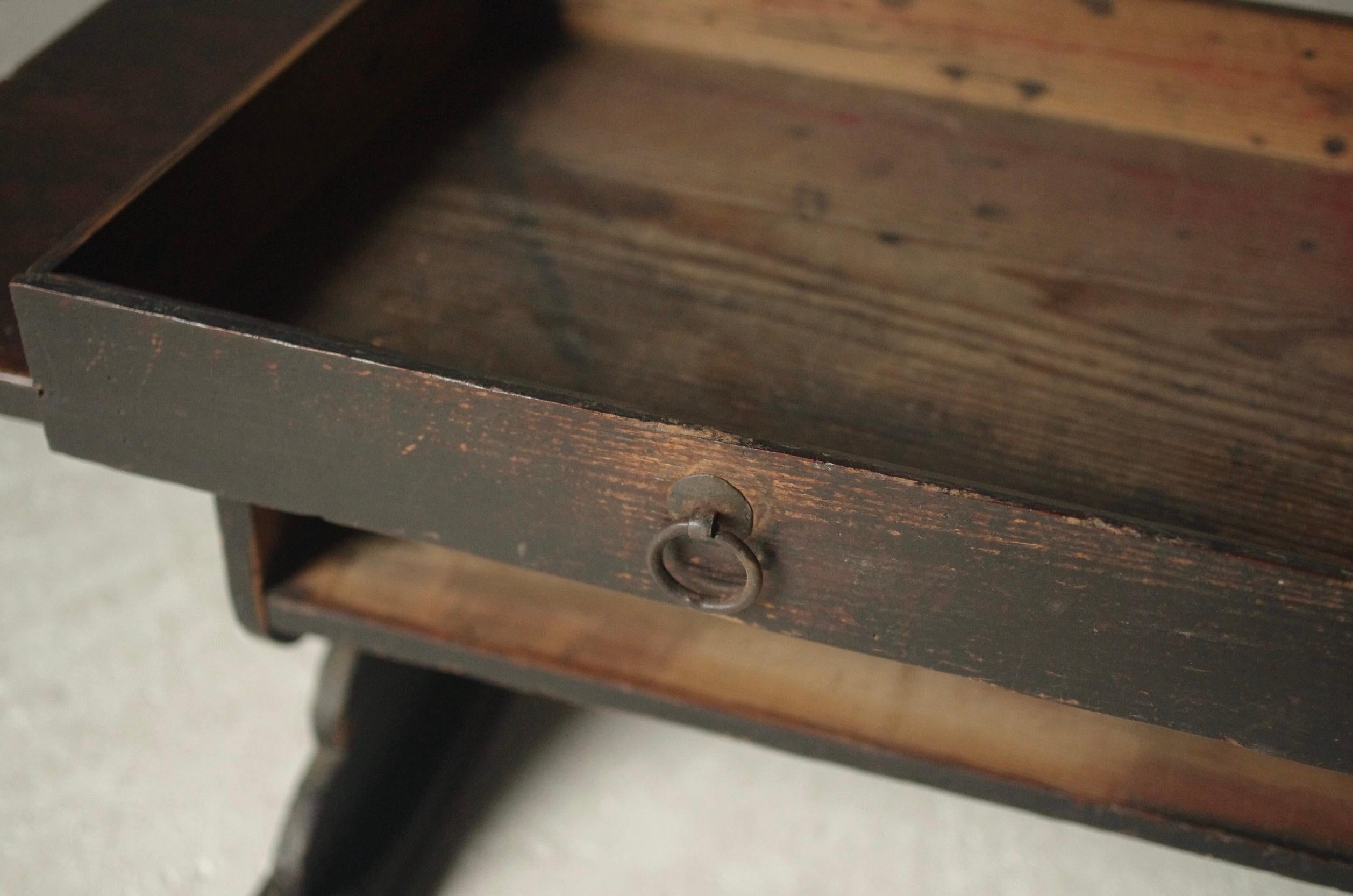 Japanese Antique Low Table / Coffee Table / 1868-1912s / Wabi-sabi Mingei For Sale 9