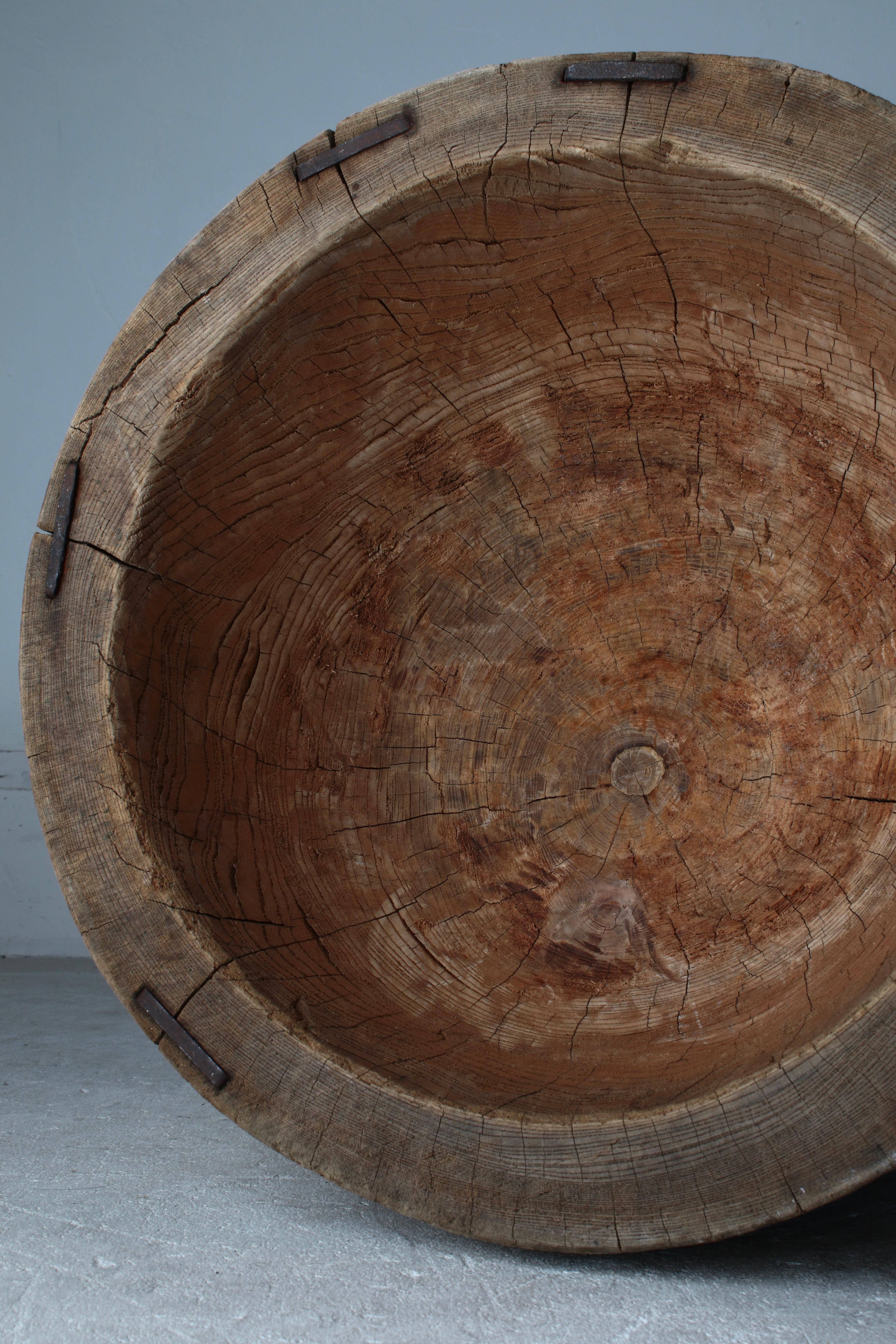 Table basse/ table d'appoint japonaise en bois ancien/ 1868-1912s Wabi-sabi Primitive en vente 6