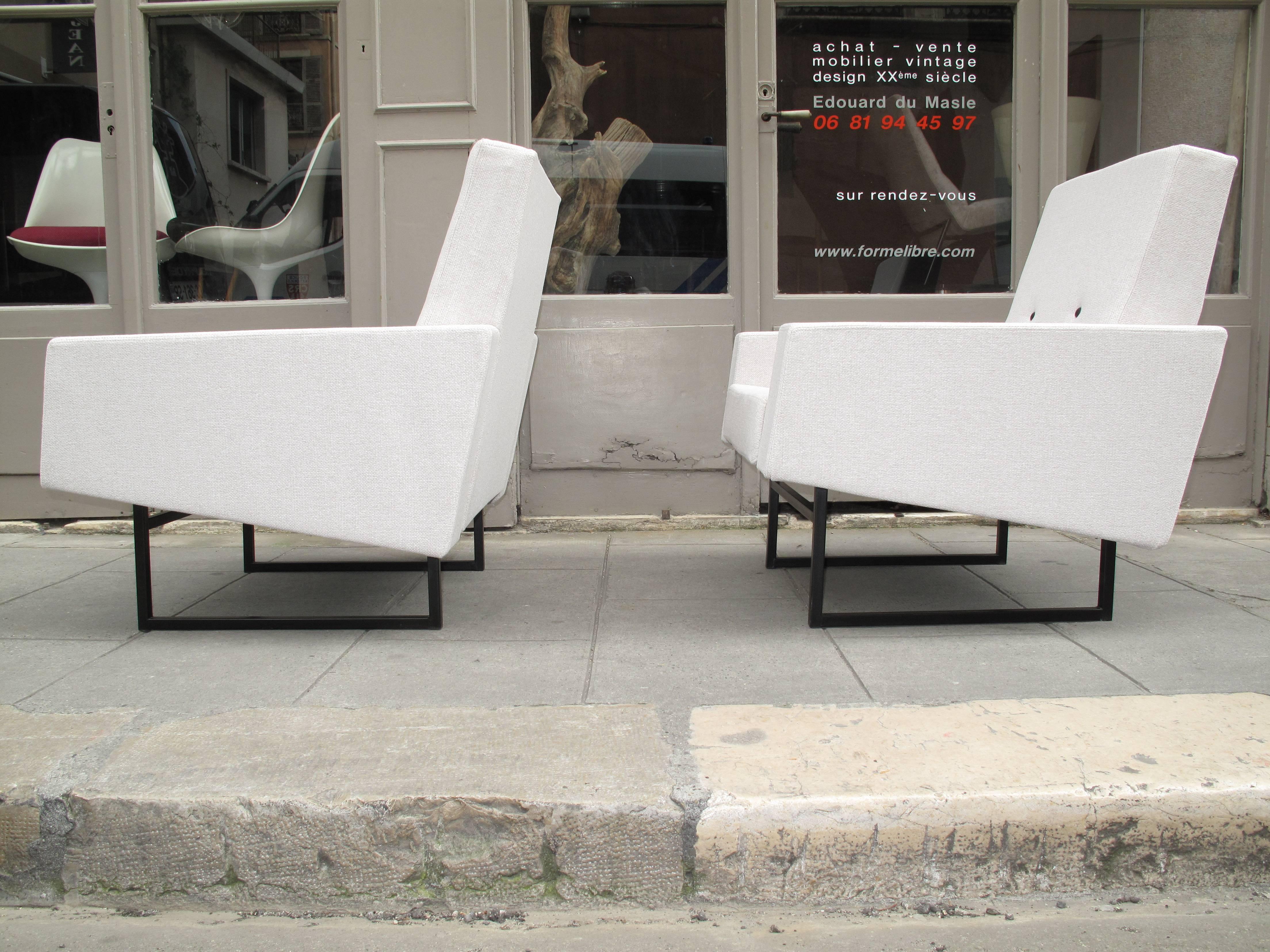 Pierre Guariche a pair of armchair 
variantof 645 model for Steiner.
  