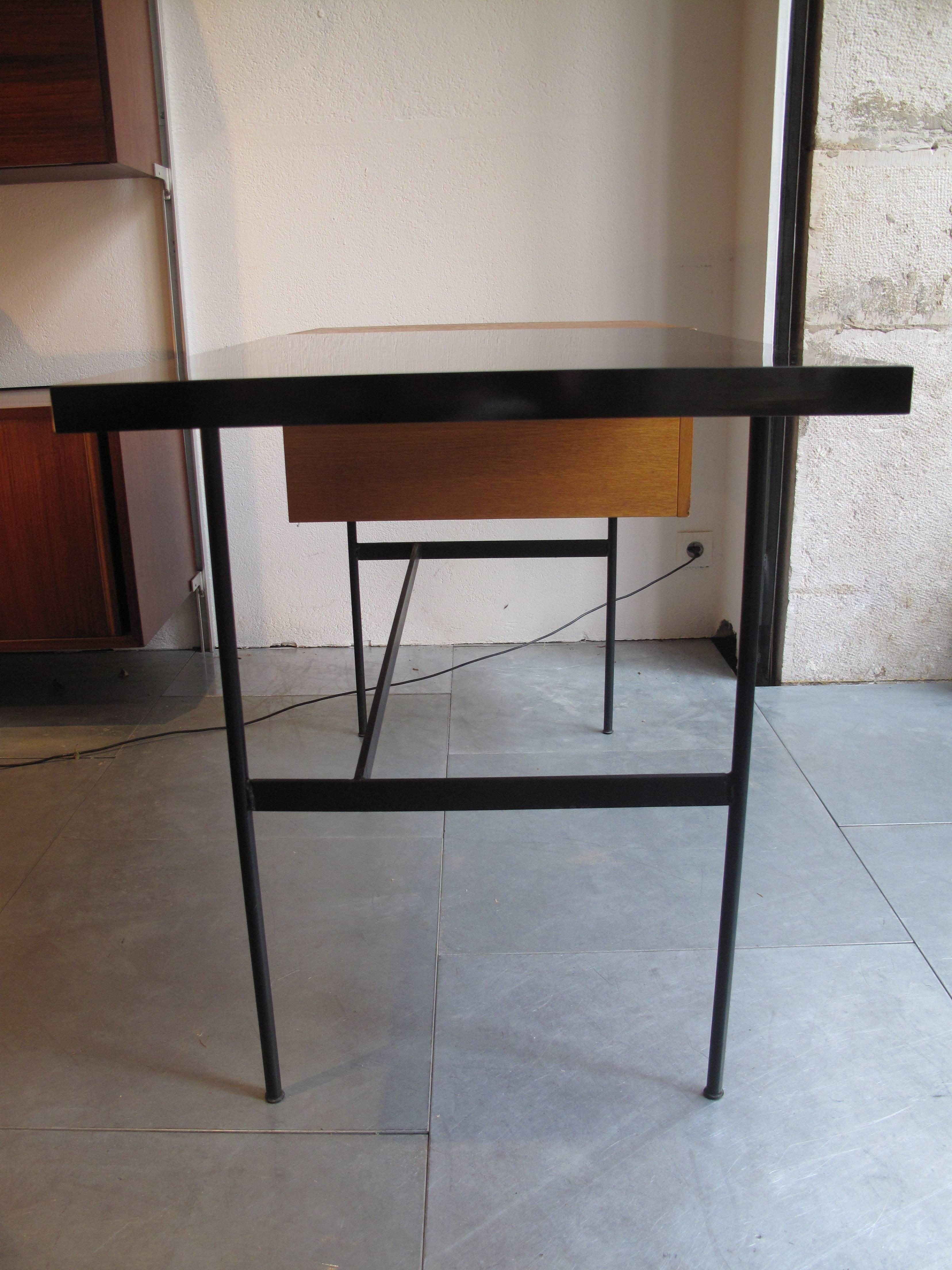 Pierre Paulin Thonet Desk Model CM141 In Excellent Condition In Grenoble, FR