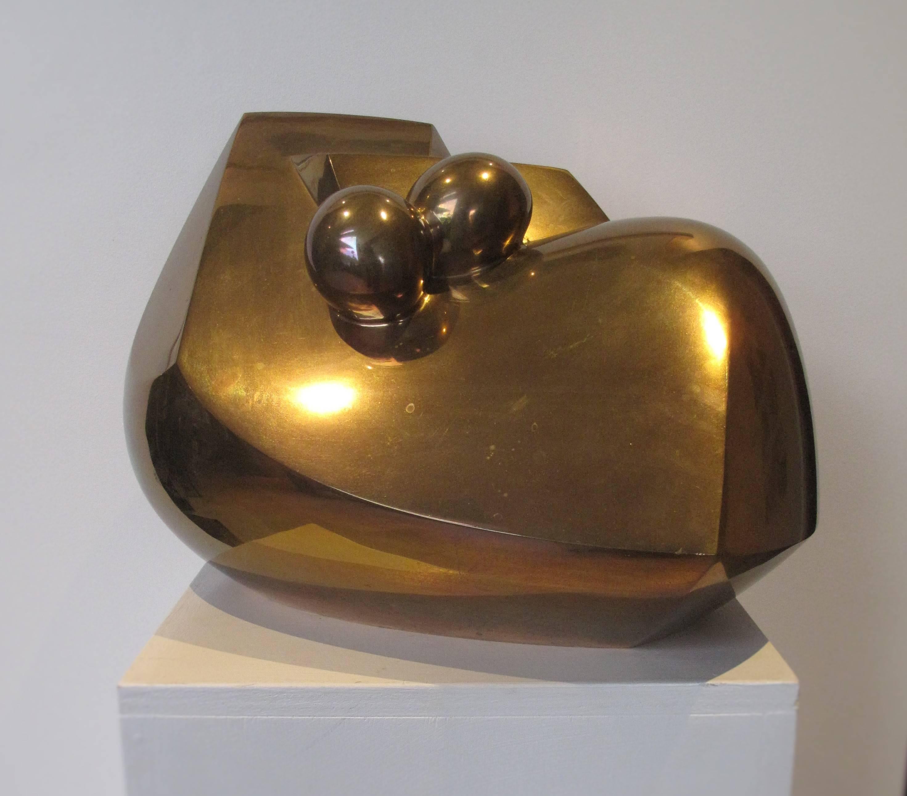 Emile Gilioli (1911-1977)
La dormeuse, 1946-1962
Bronze poli

Fondeur TEP
39 x 60 x 38 cm - 15 3/8 x 23 5/8 x 15 in.
Polished bronze
Signed and numbered  0/3

Expositions :
Paris, Musée National d'Art Moderne-Centre Pompidou, Gilioli, du