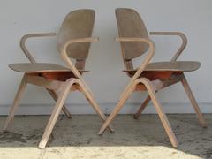 Poltrone Thonet di Joe Atkinson