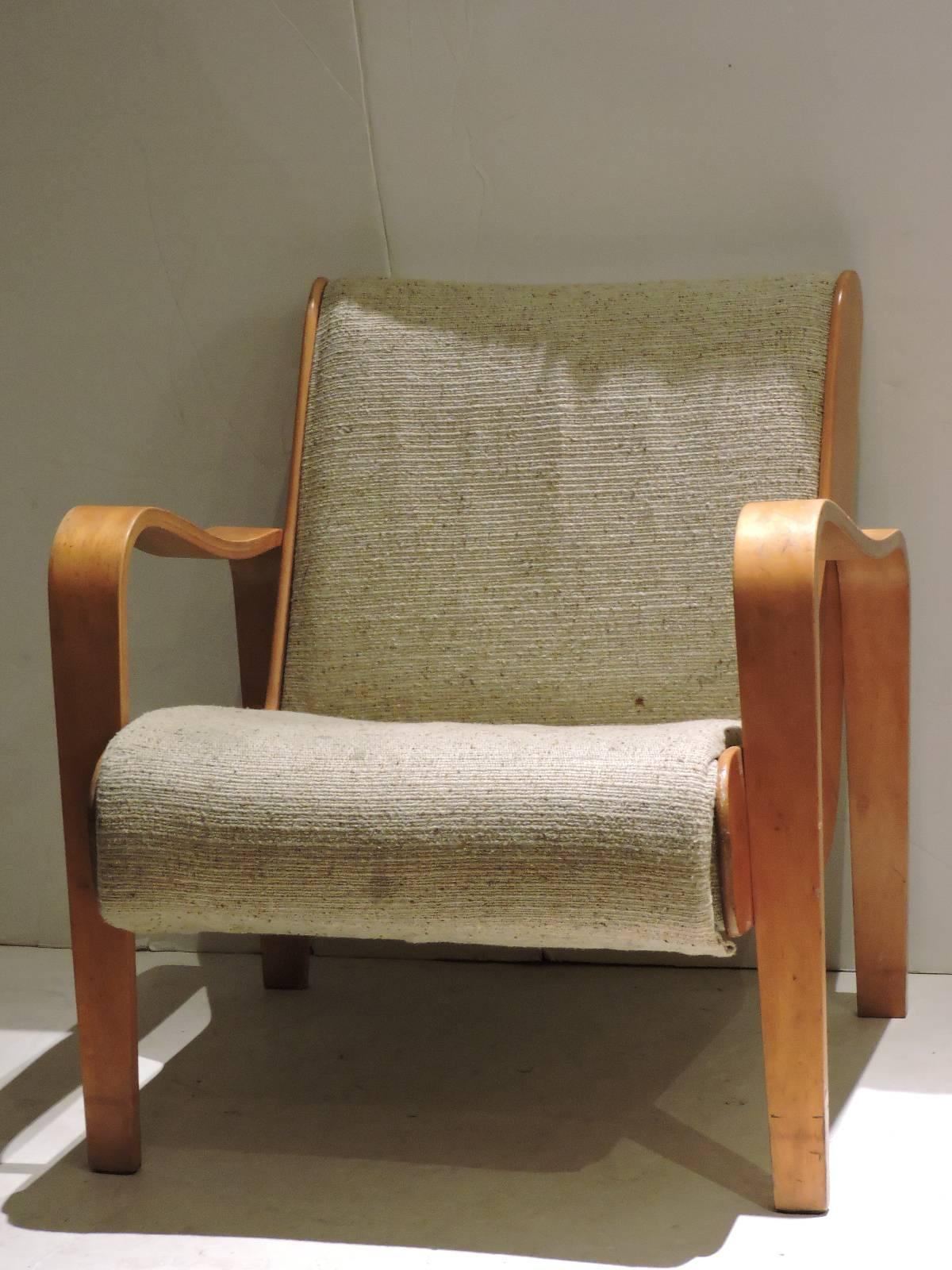 Unusual Thonet Bentwood Lounge Chair In Good Condition In Rochester, NY