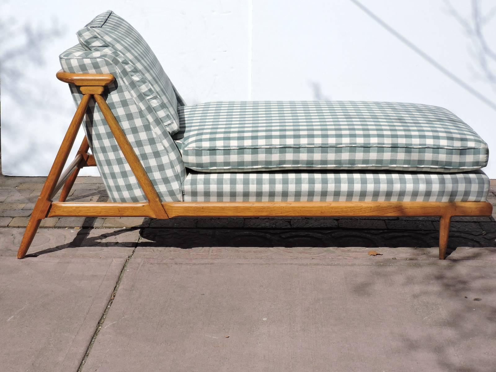 Mid-Century Modern  Chaise Lounge Tomlinson Sophisticate