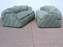 Saporiti Italia „Confidential“ Zweisitzer-Sofa mit zwei Sitzen von Alberto Rosselli